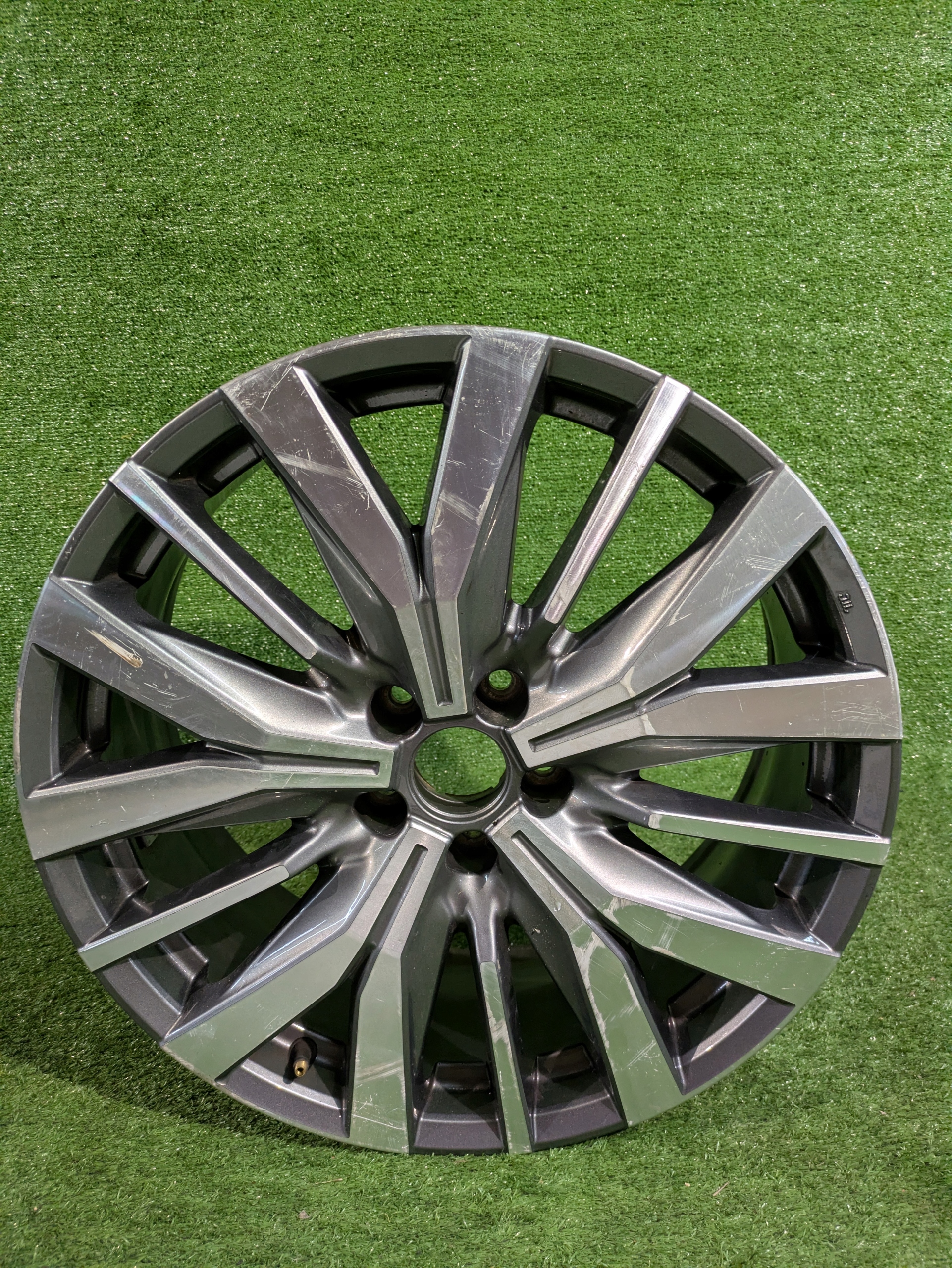 disk disk hliníkový NISSAN X-TRAIL 20" 8J ET45 NR.F77