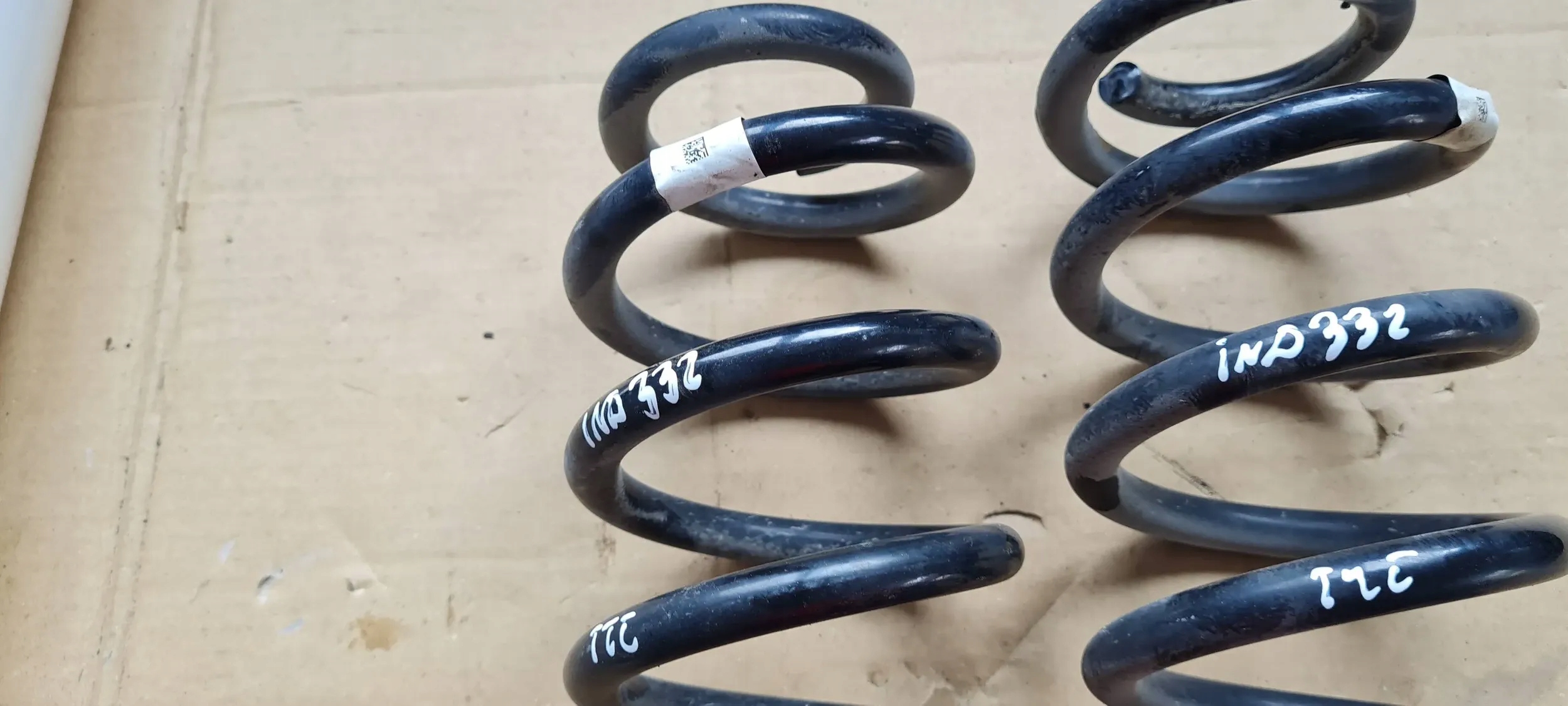 S3 8V sedan A3 spring springing left right rear part 2.0 TFSI 5Q0511115KH