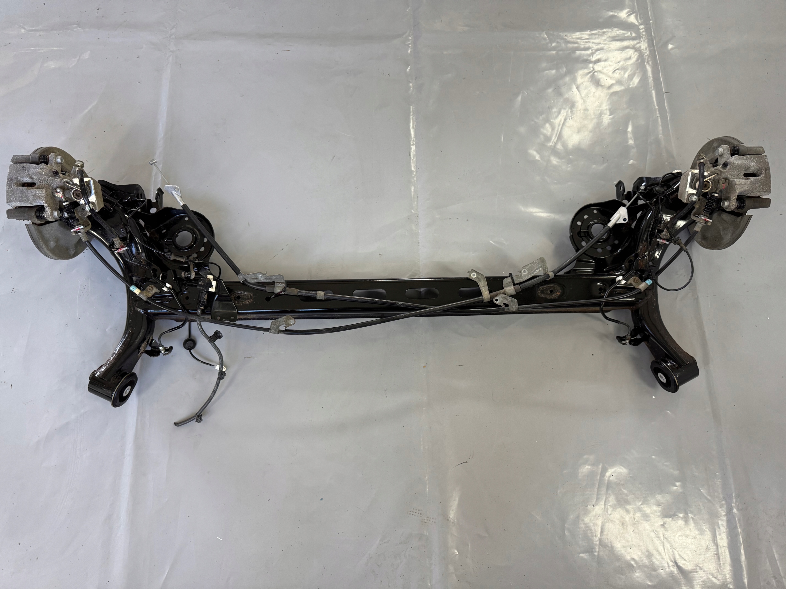 SUZUKI SWIFT 6 VI MK8 ZAWIESZENIE BELKA TYŁ