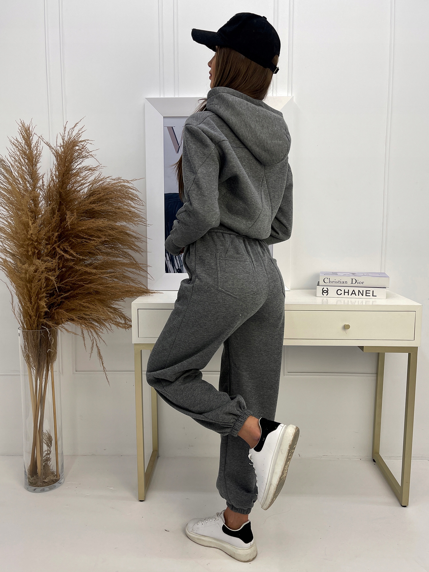 C79 r. M MODNY DAMSKI KOMPLET DRESOWY Materiał dominujący bawełna