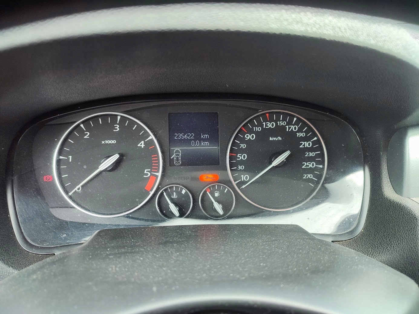 engine pillar RENAULT LAGUNA III 2.0 DCI 150KM M9RA802 235 TYS