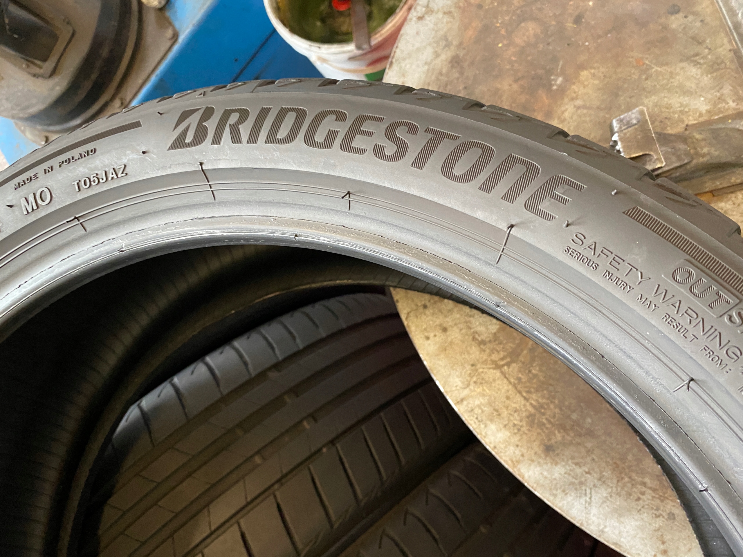 2 tyres summer 225/40R19 BRIDGESTONE Turanza T005