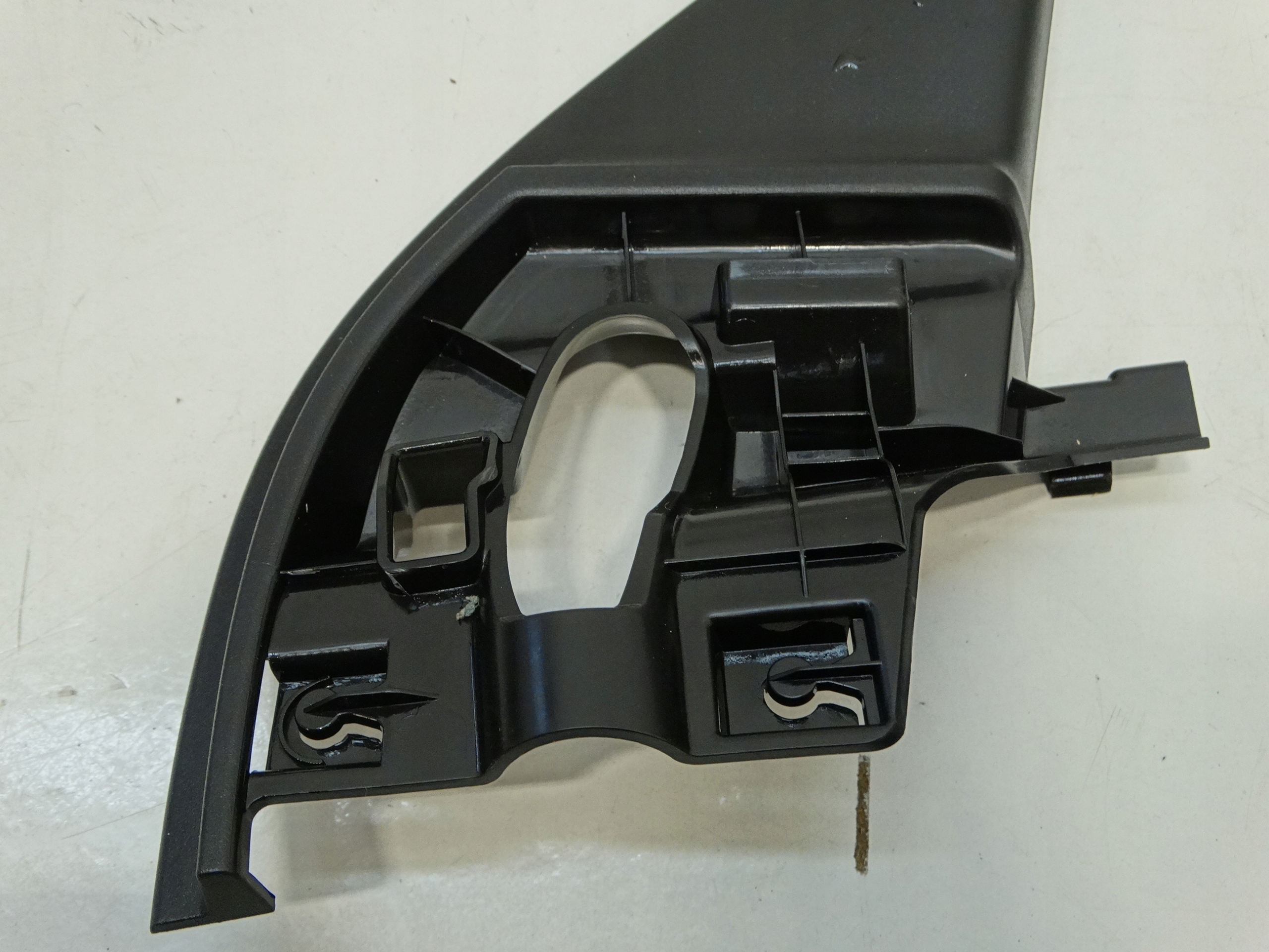 spoiler triangle mirrors right front CITROEN C4 III 9831080280 2020R.