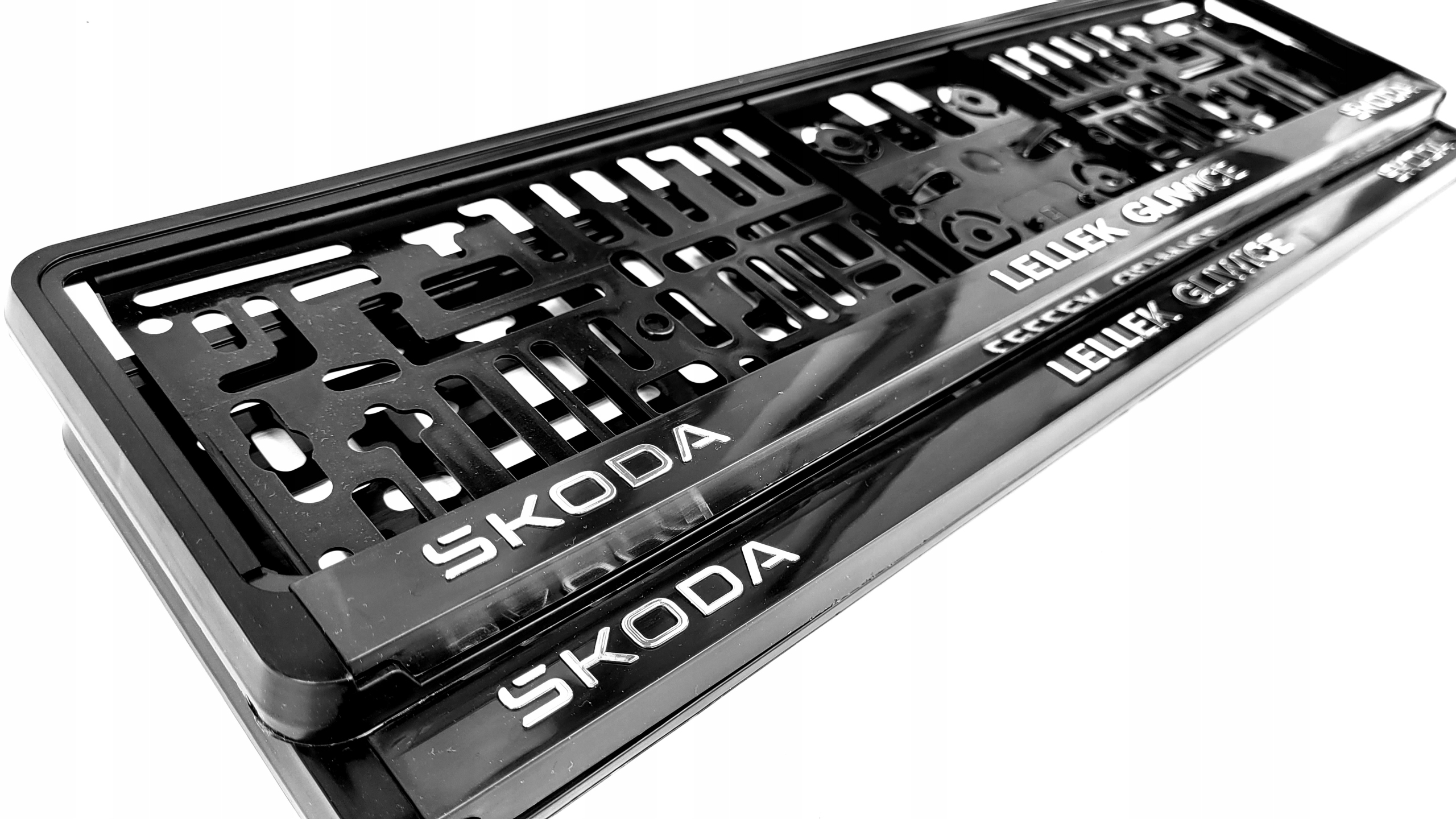 Ramki do Tablic Rejestracyjnych Skoda 3D Nowe Logo Aso