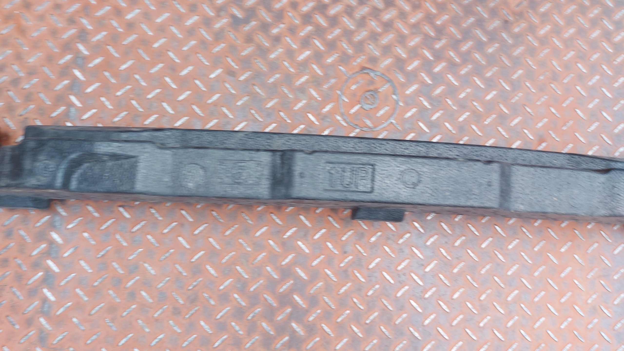 ABSORBER Polystirén nárazníku předek přední TOYOTA COROLLA E16 E18 13-16