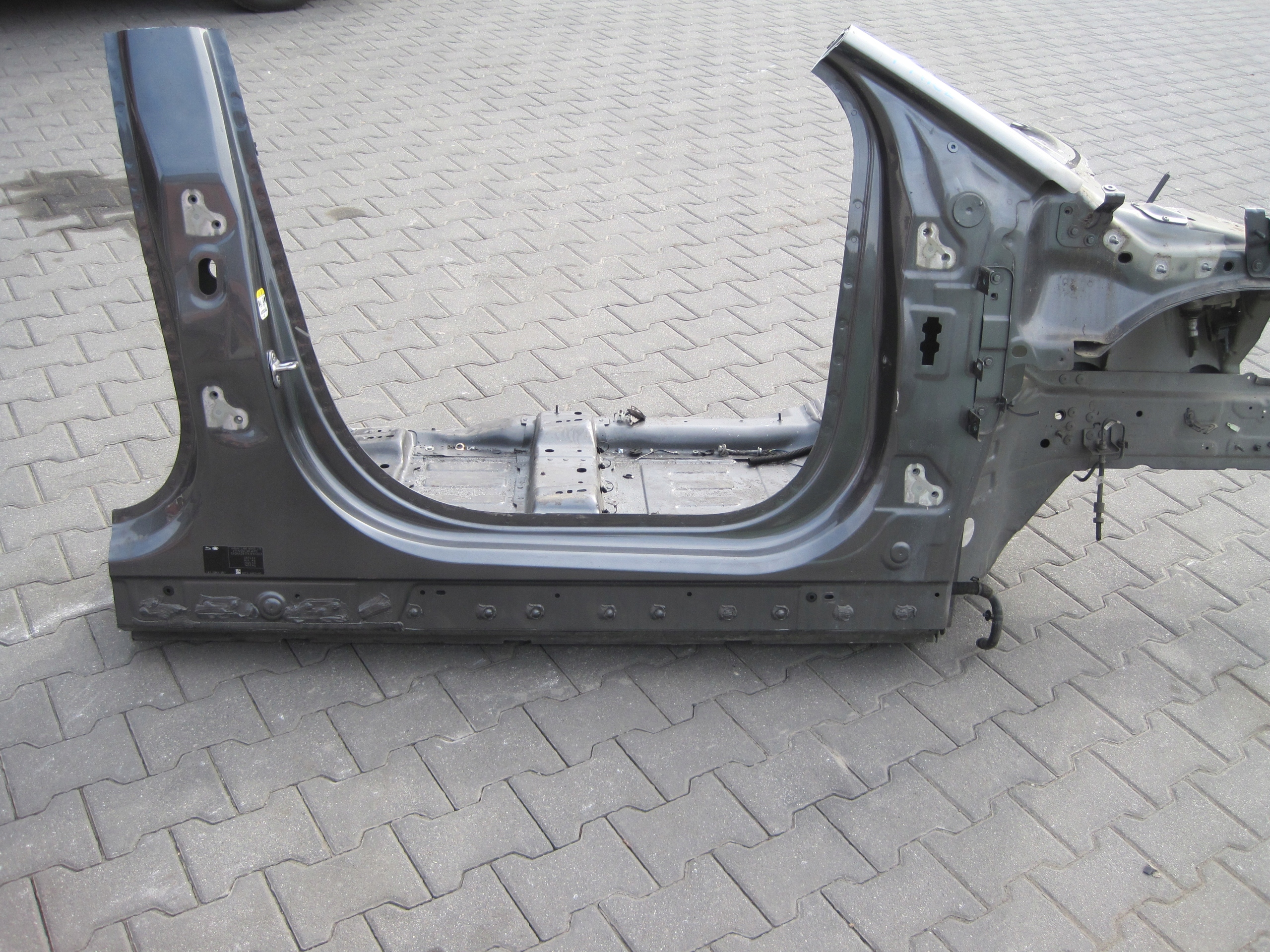 quarter quarter threshold right rear part rear JAGUAR and PACE