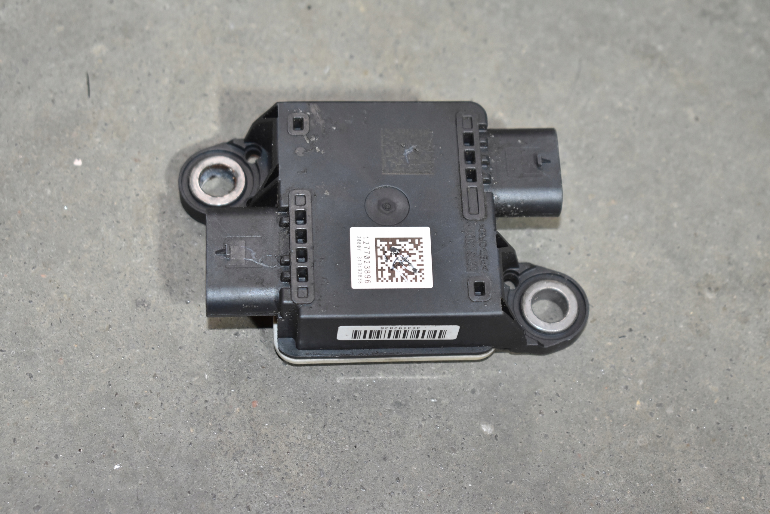 IDEALNY Module BMW G70 1