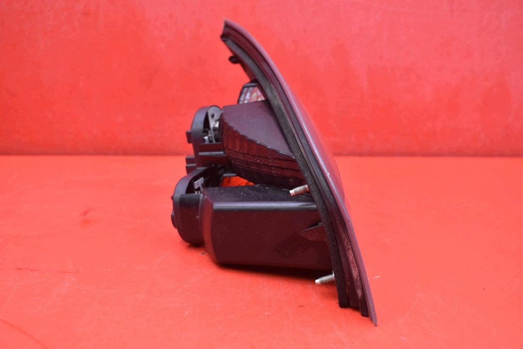 light right rear part rear 6M21-13A602-AK FORD S-MAX MK1 06-10