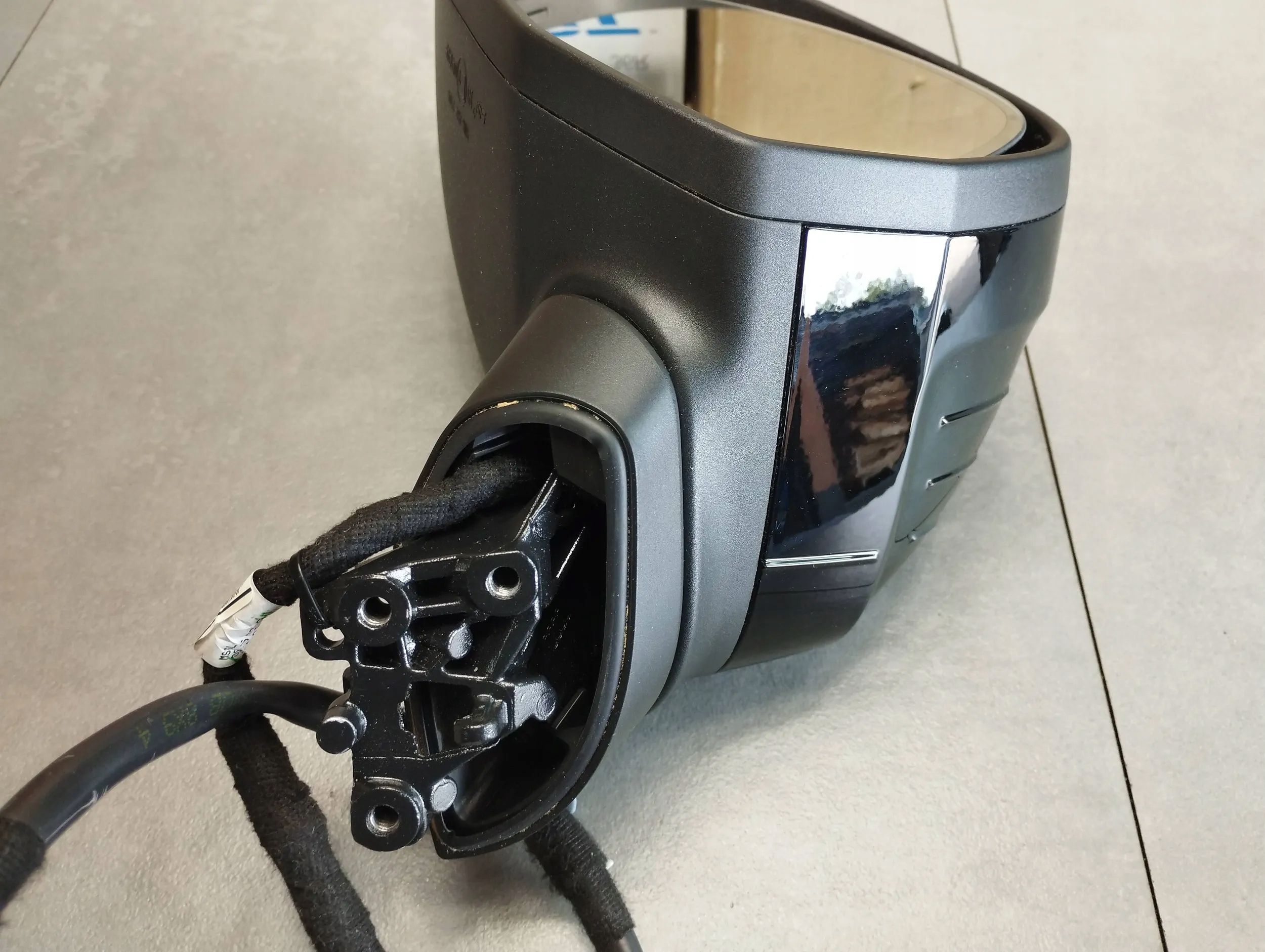 Audi A4 B9 8W LIFT LUSTERKO LEWE 14 PIN UK Numer katalogowy oryginału ASP2105