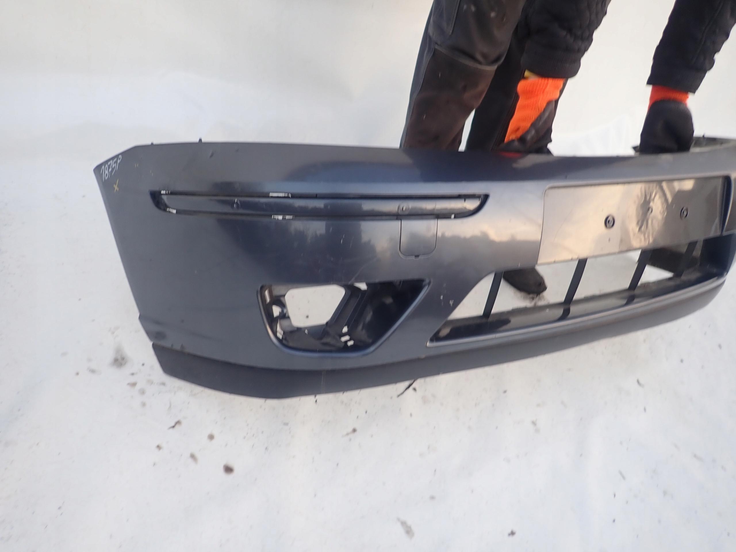 FORD FOCUS and LIFT 01-04 bumper front front