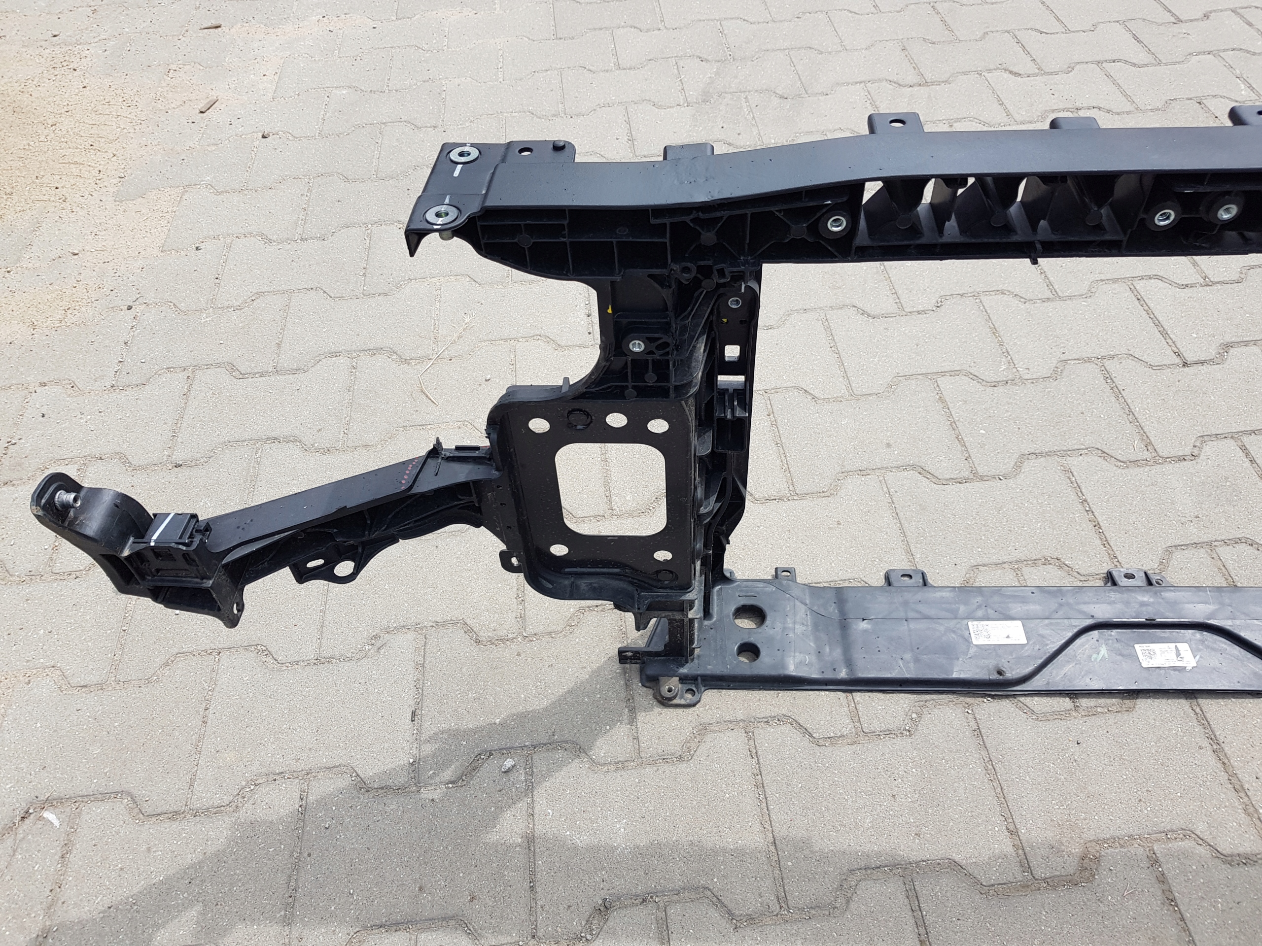 KIA CEED III pillar iron support panel for radiators 2018