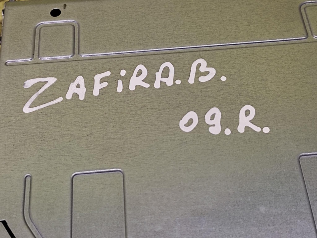 OPEL ZAFIRA B RADIO 13283226