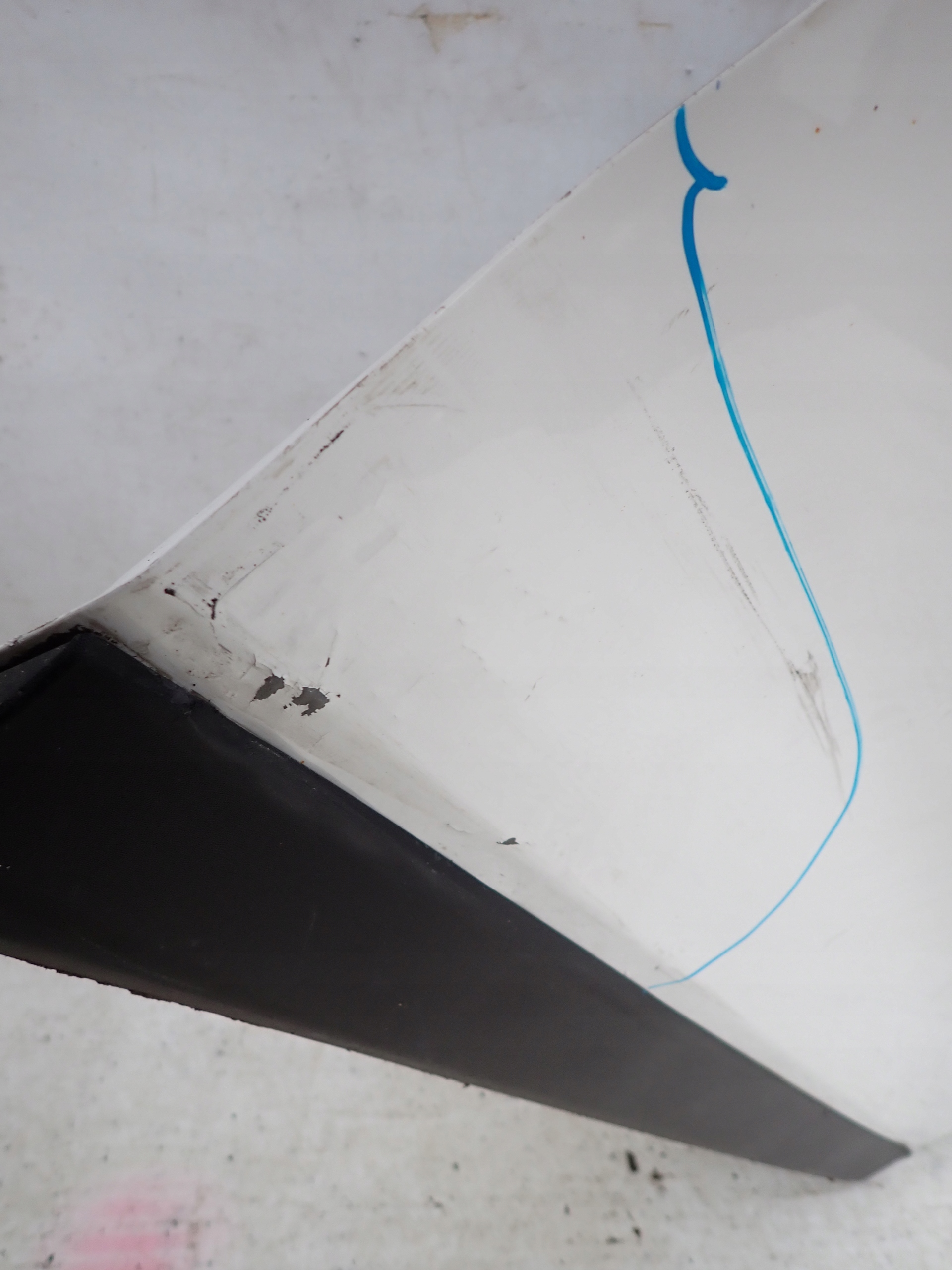 KIA STONIC 17-> door front front right