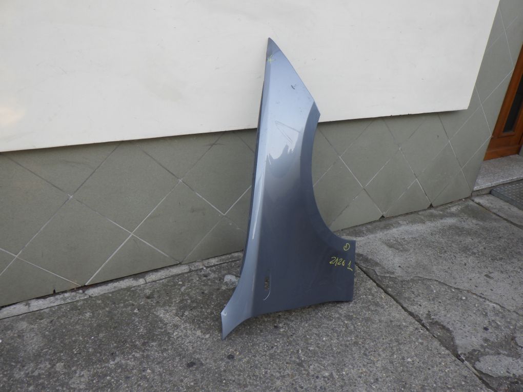 BMW 1 E81 E87 fender right front