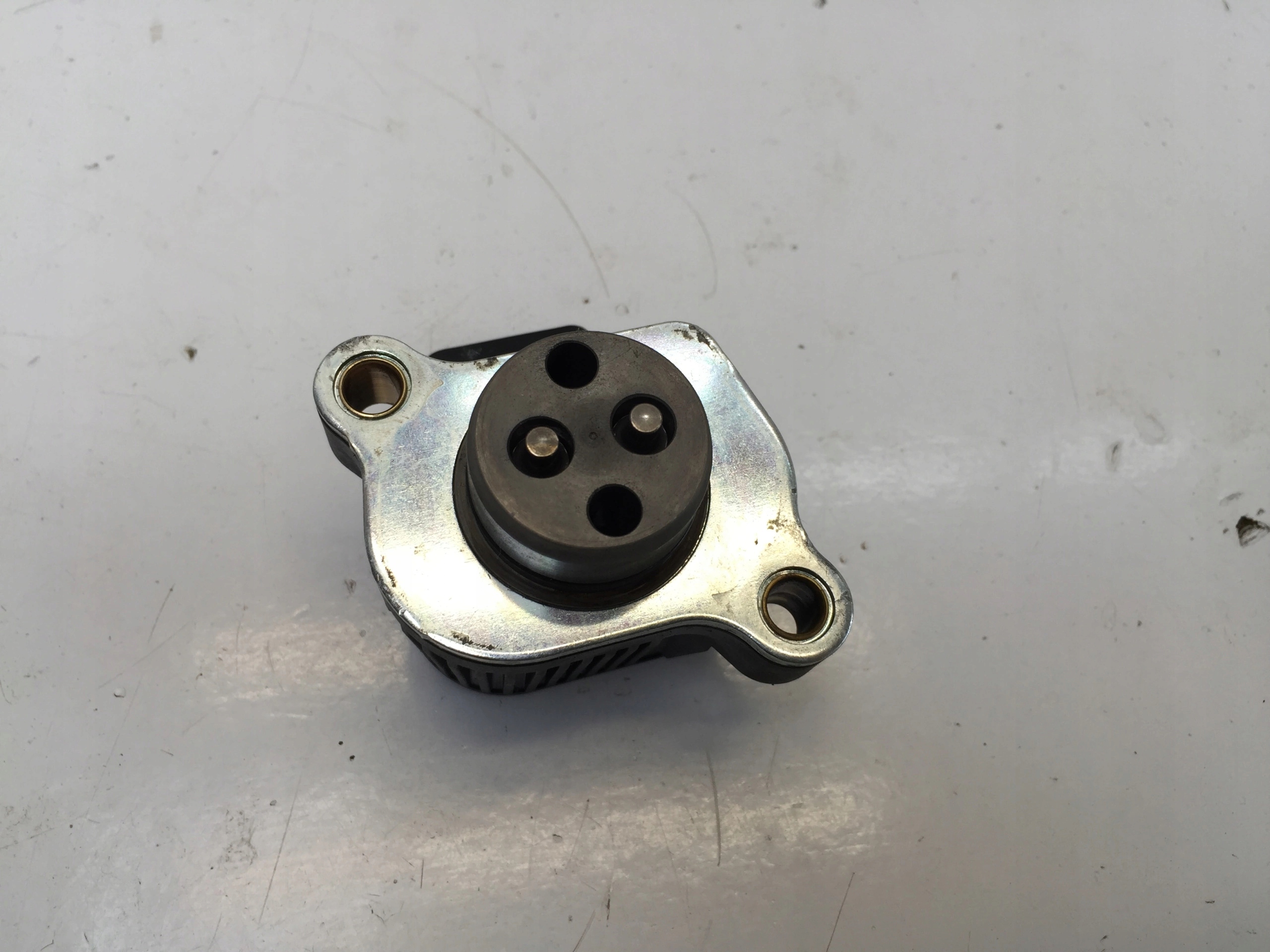 MERCEDES GLA H247 2021 CZUJNIK ZAWOR A2829820200 Version European