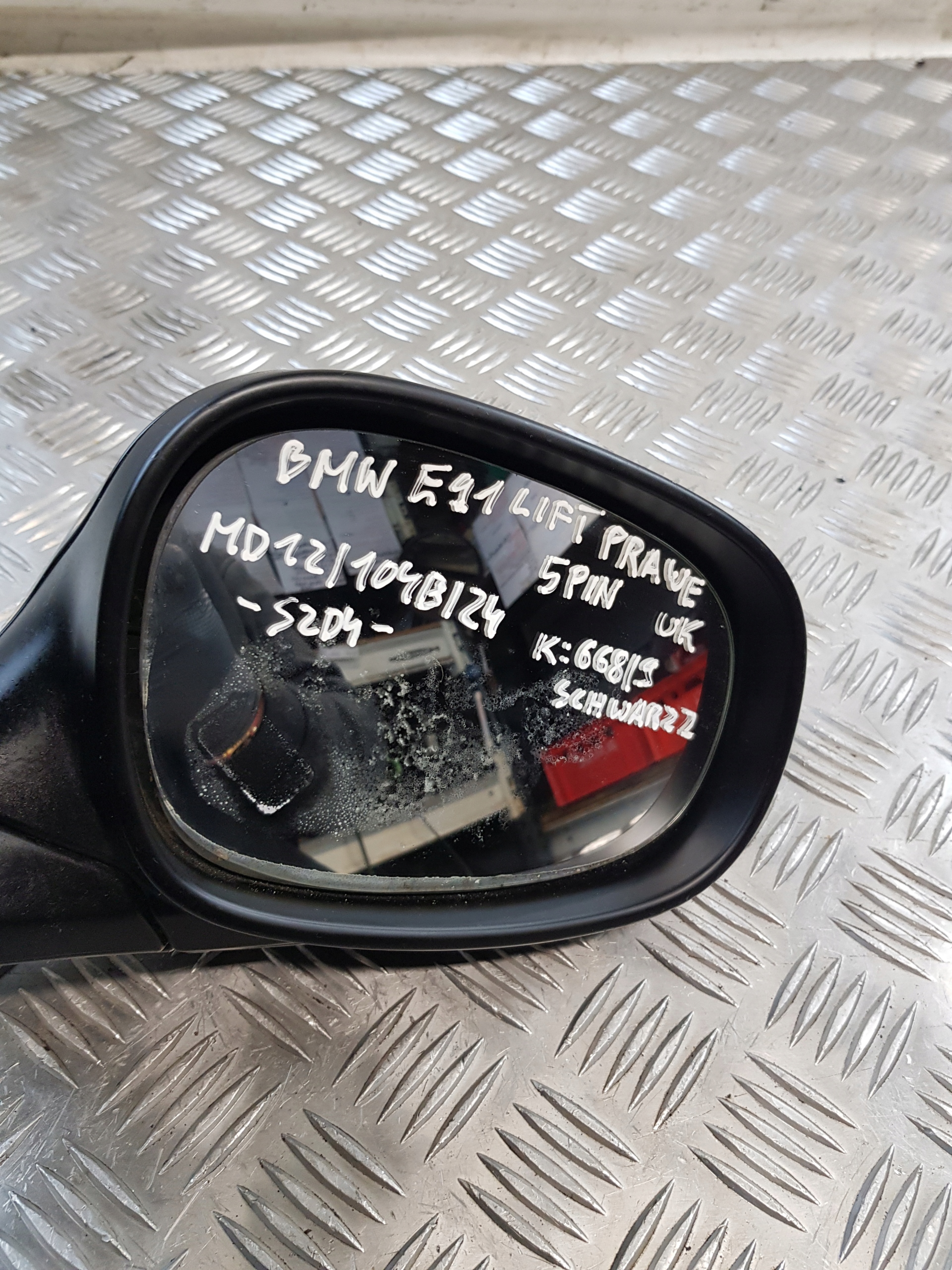 mirror right 5PIN BMW E91 LIFT KOD LAKIERU: 668/9 SCHWARZ 2 UK