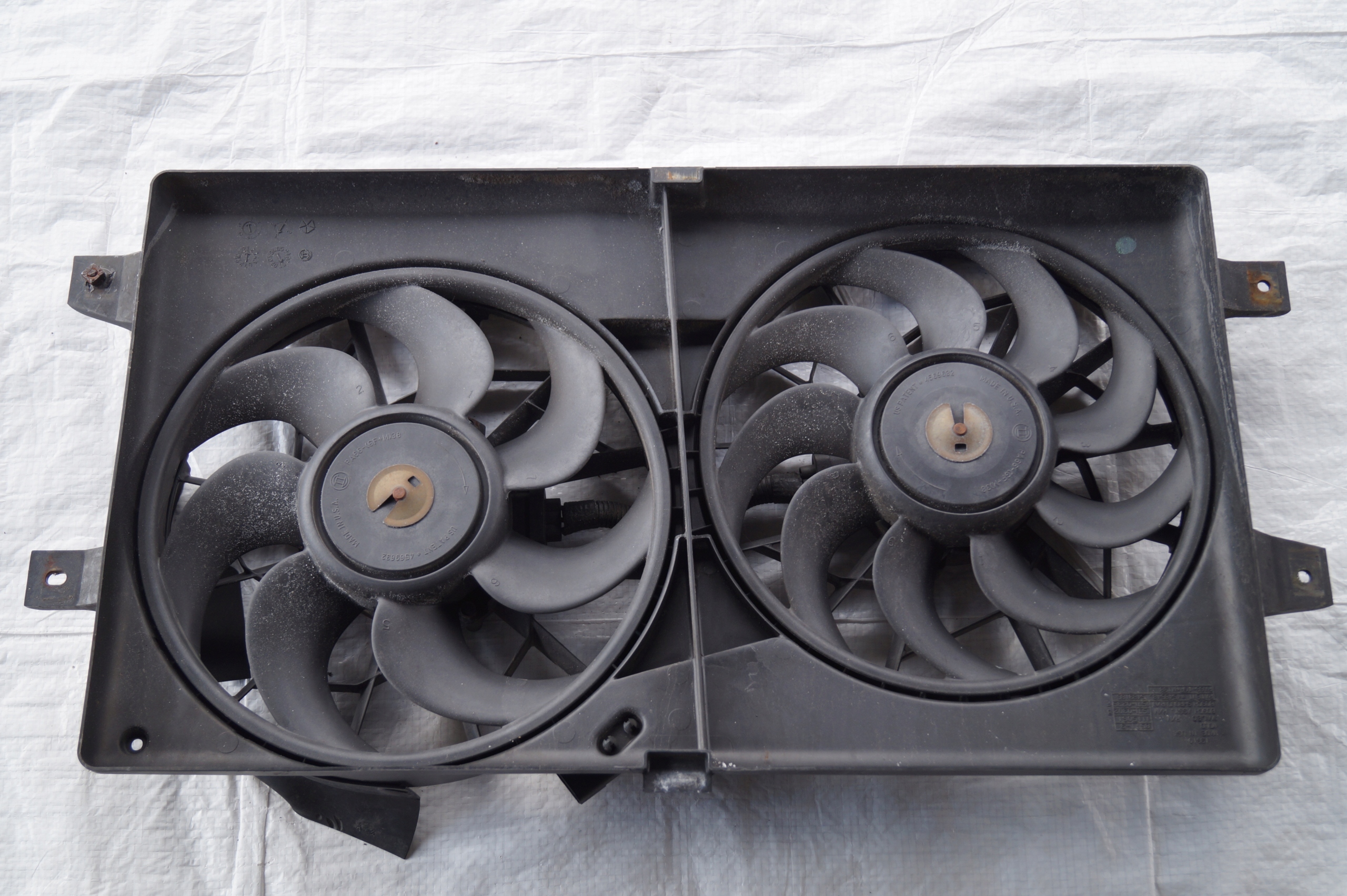 WENTYLATORY CHŁODNICY CHRYSLER SEBRING II 2 2.7 V6 Producent części Chrysler OE