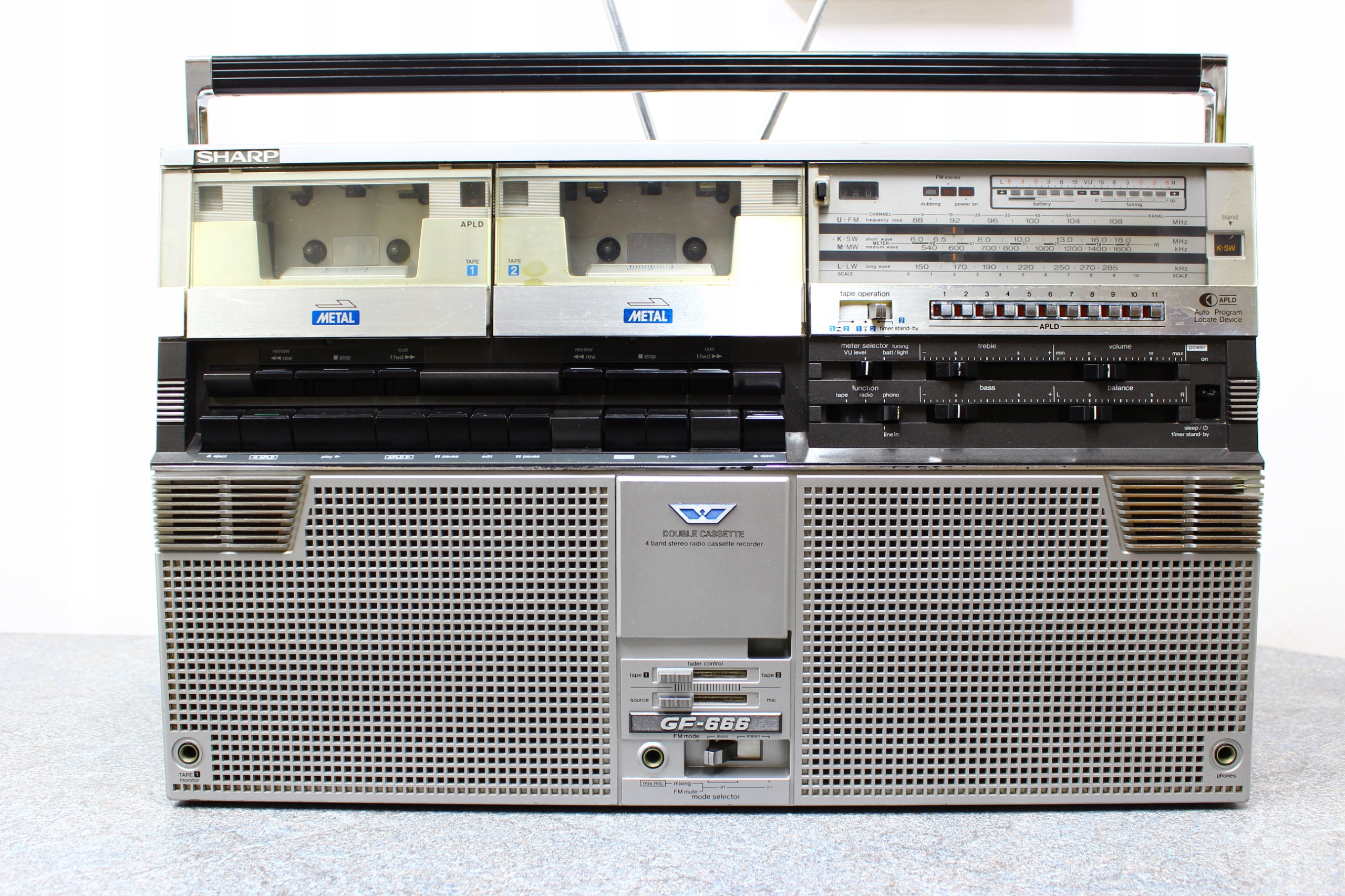 SHARP GF-666 Ghettoblaster ! Radioodtwarzacz Kolor szary