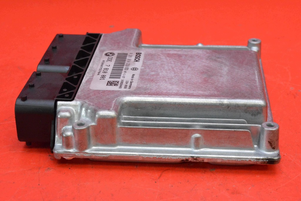 unité de commande électronique uce moteur DDE 7810001 0281014239 BMW E90 E91 2.0 D 143 KM 04-10