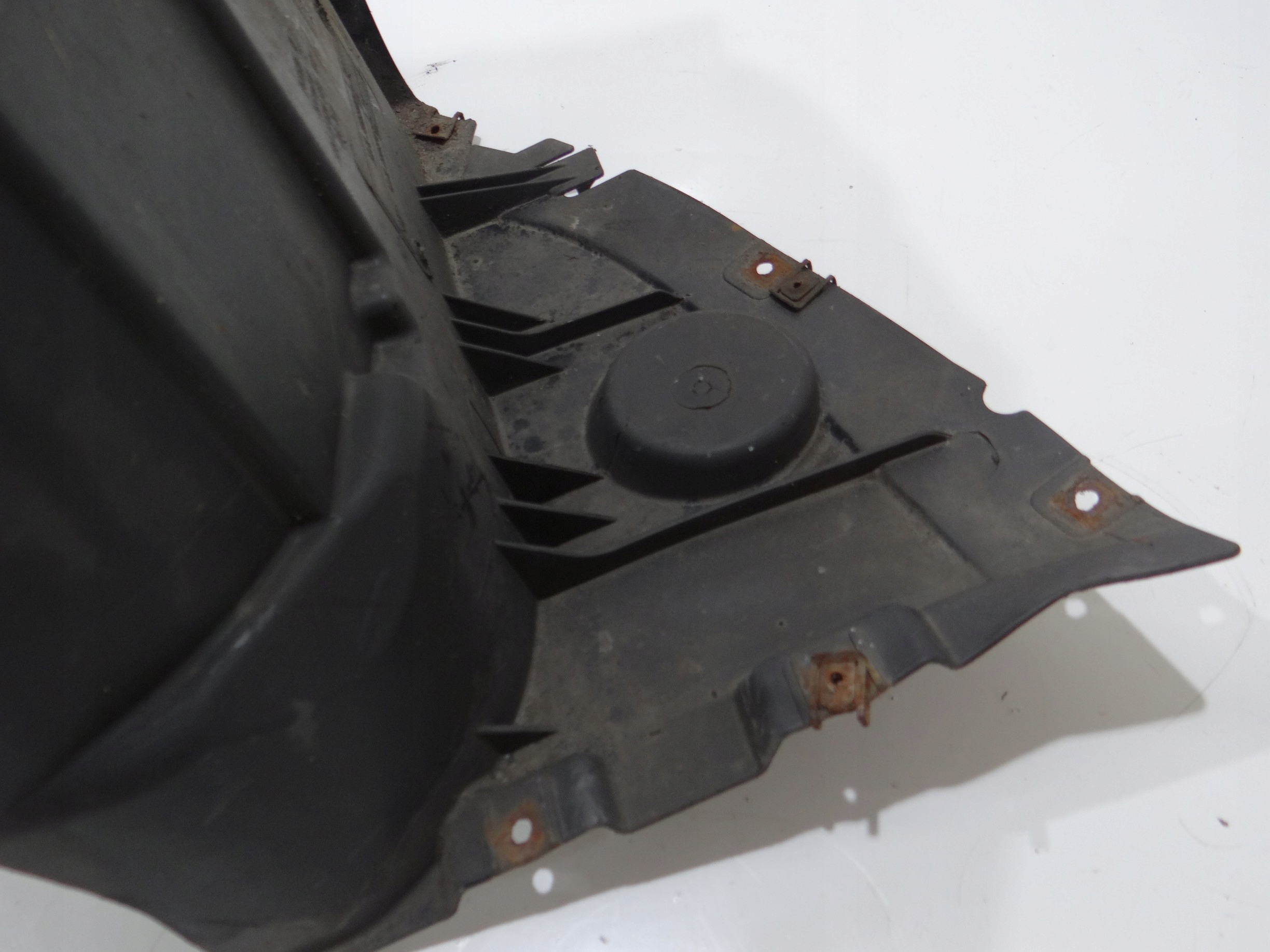 mudguard left front BMW E90 LCI M PAKIET 7903909 (17229381)