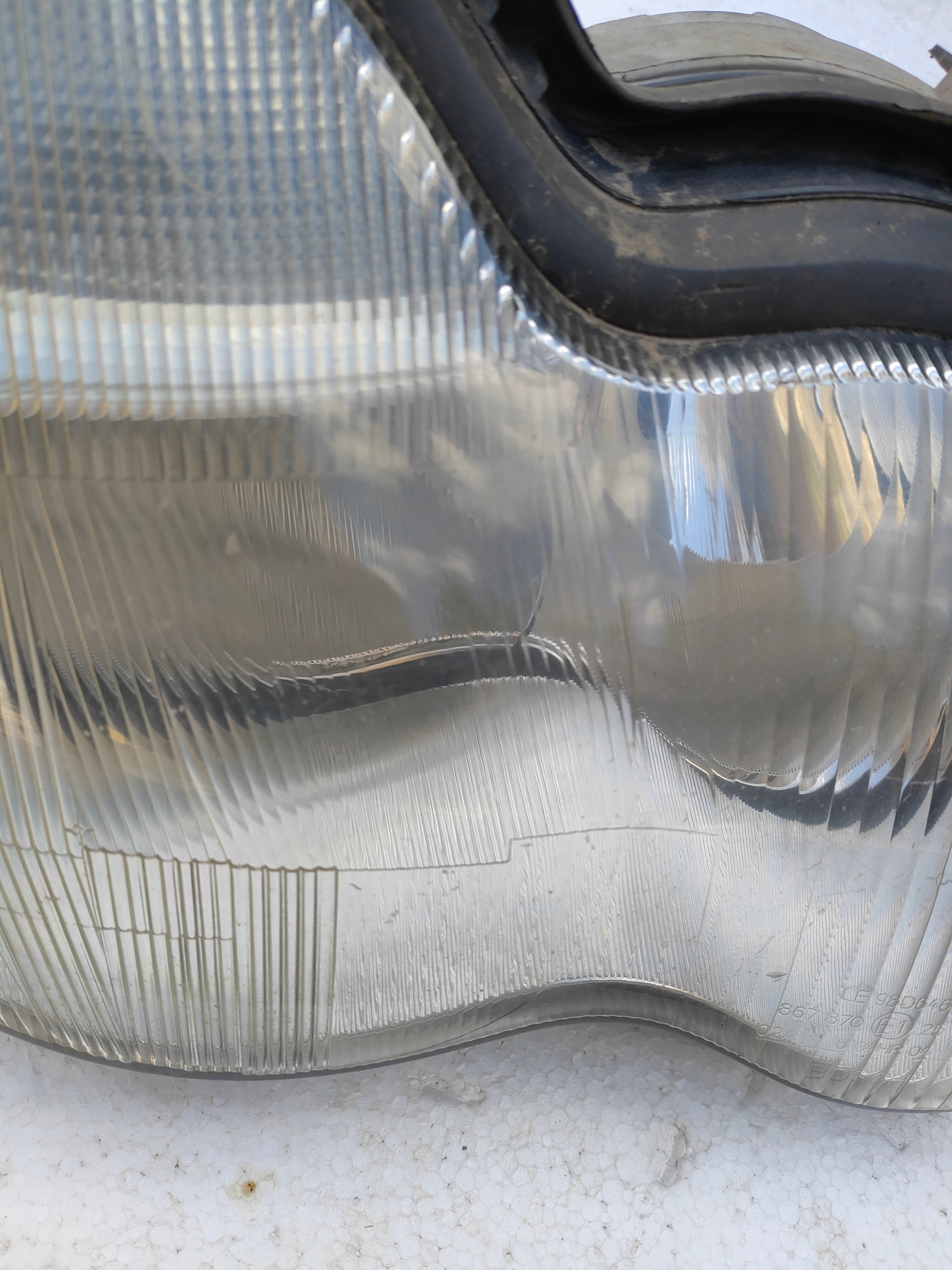 light right front right front MERCEDES-BENZ W203 A2038200861