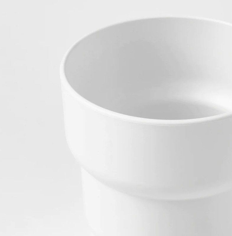 IKEA FORENLIG Osłonka doniczki biała, wys. 10 cm Materiał wykonania tworzywo sztuczne