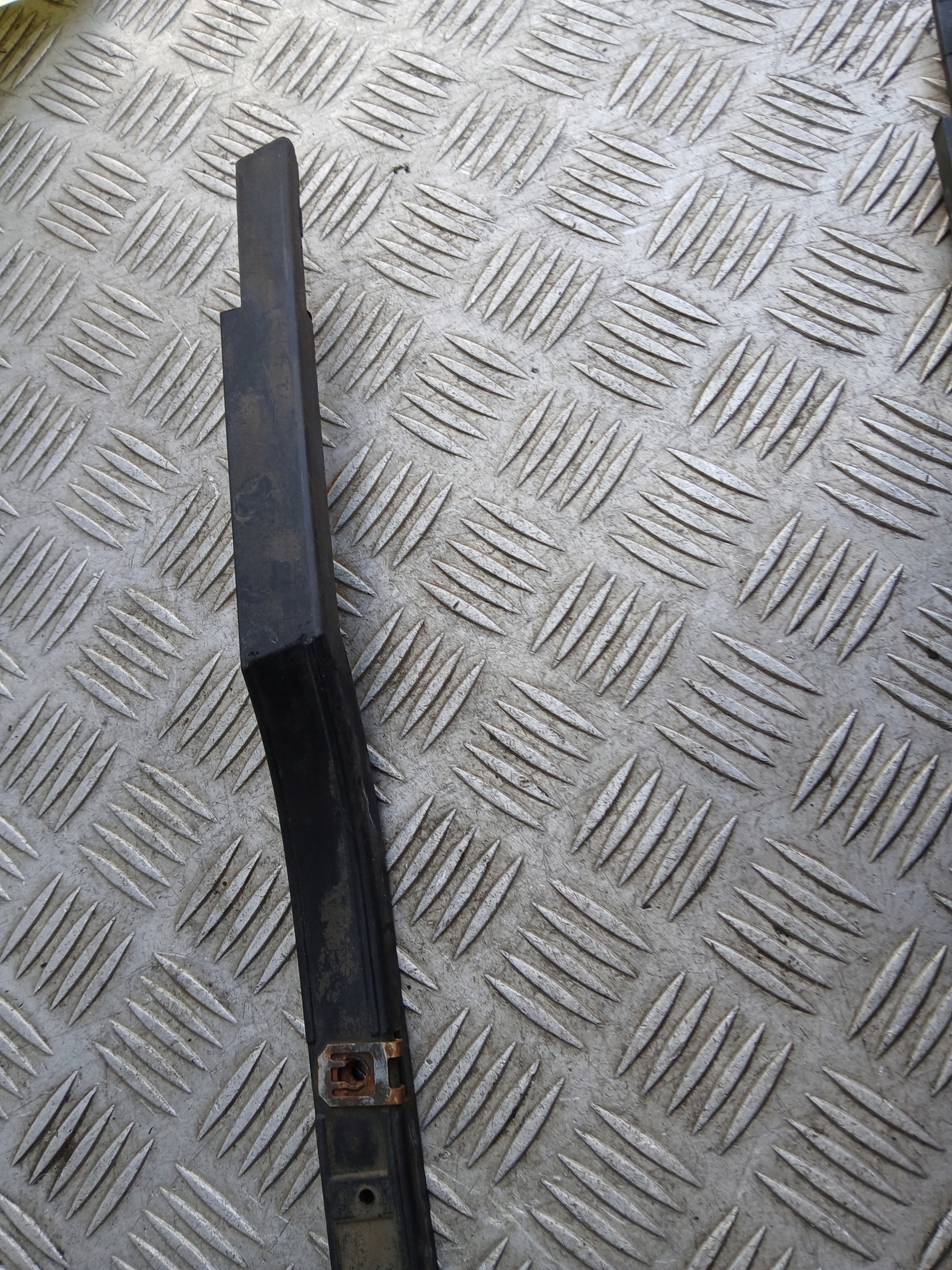 MERCEDES W220 bumper bracket rear part left or right