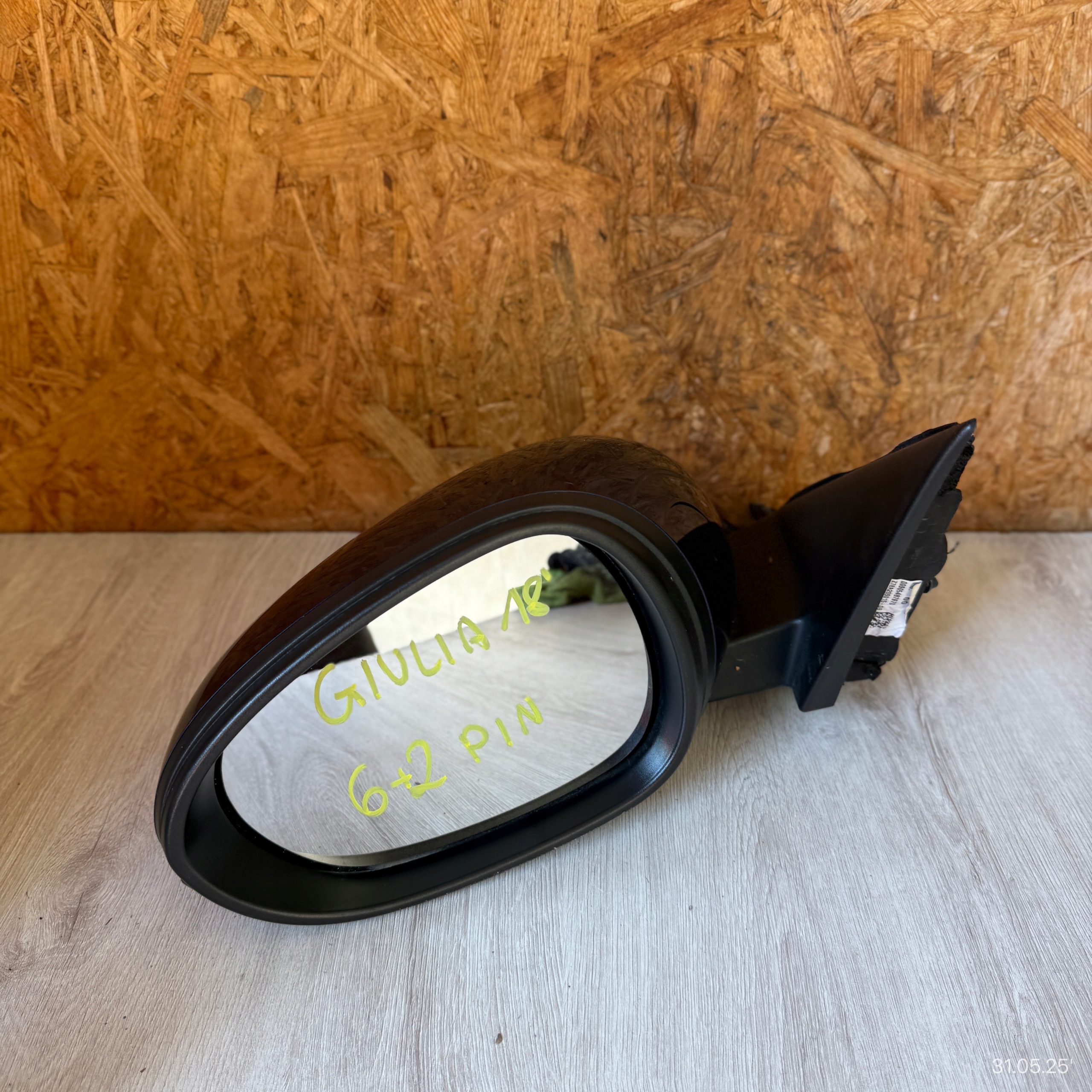 mirror left ALFA ROMEO GIULIA 2018 ROK 8 PIN (6+2)