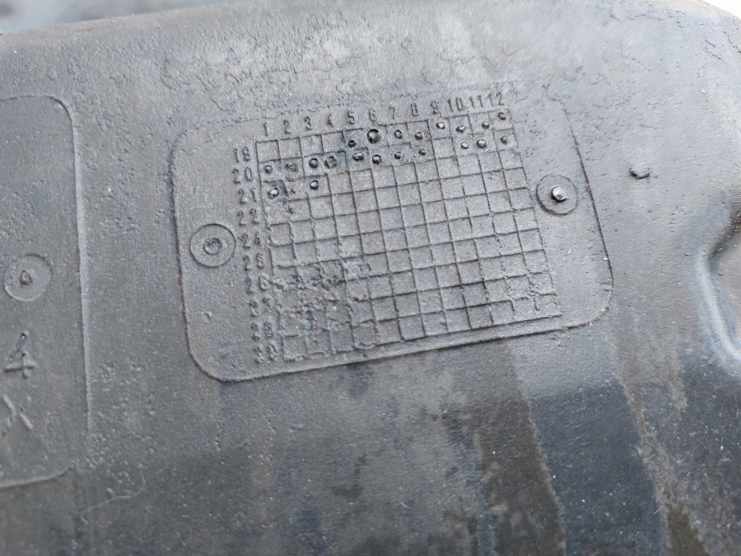 Blende Abdeckung MISKI AUDI A4 B9 A5 2.0 TDI DFB 05L103660A