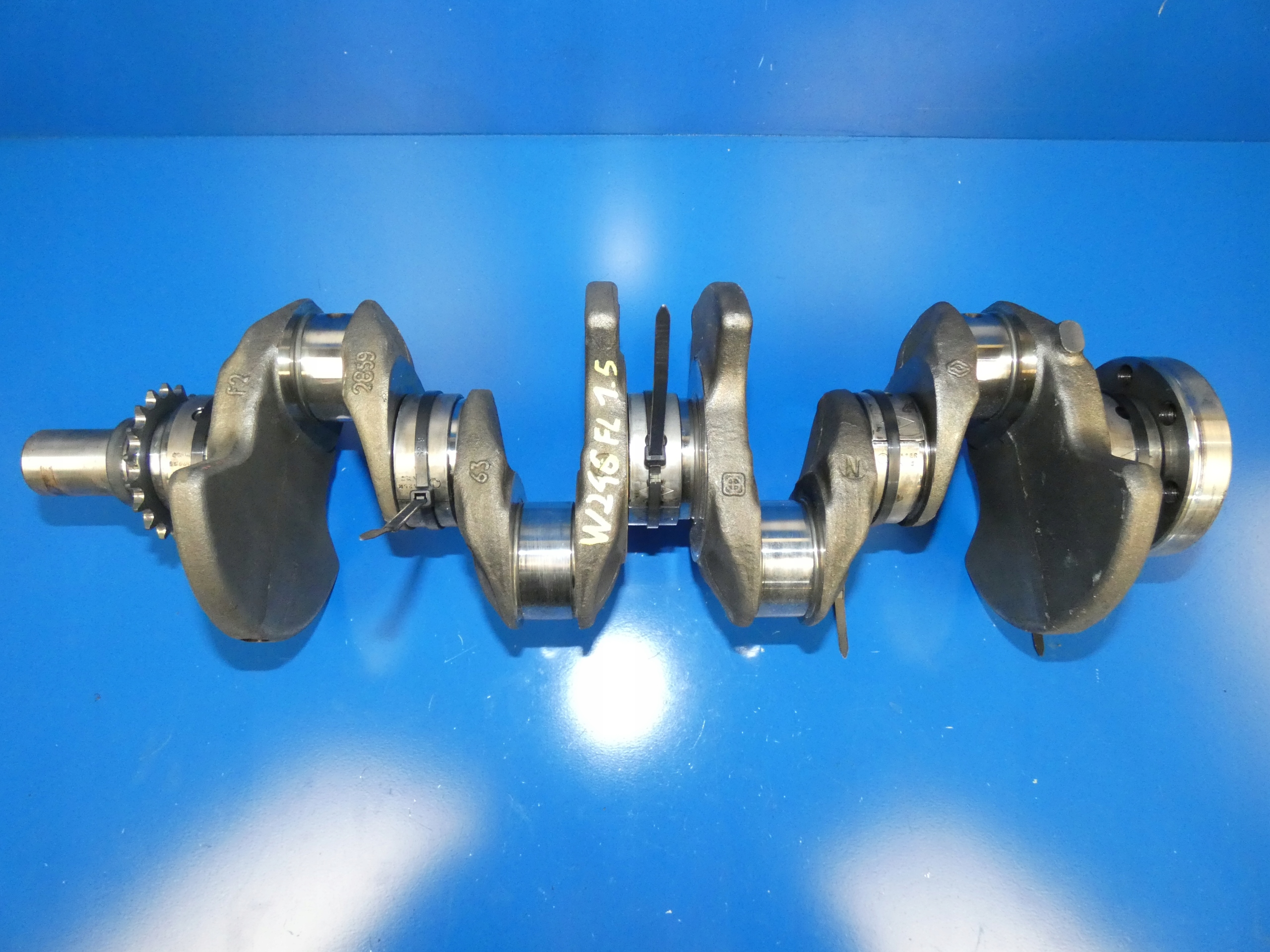 RENAULT W246 W176 1.5 CDI DCI crank PANEWKI