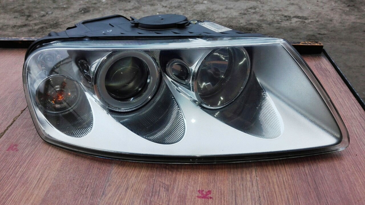 VW TOUAREG PRAWA SCHEINWERFER RECHTS SOCZEWKA LINSE NO XENON 7L6941016CE