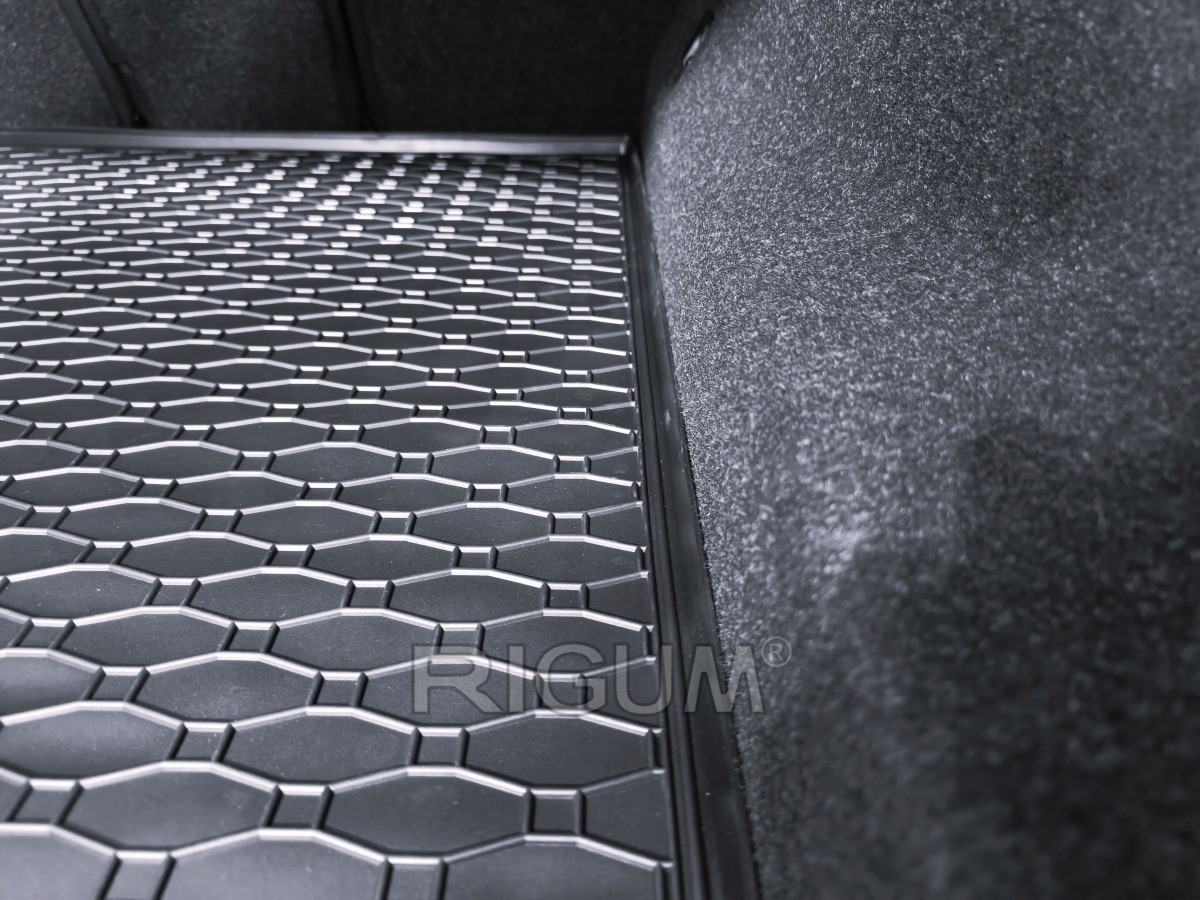 Dywaniki i mata do bagażnika do BMW i5 Sedan od 2024- EAN (GTIN) 5903869256777