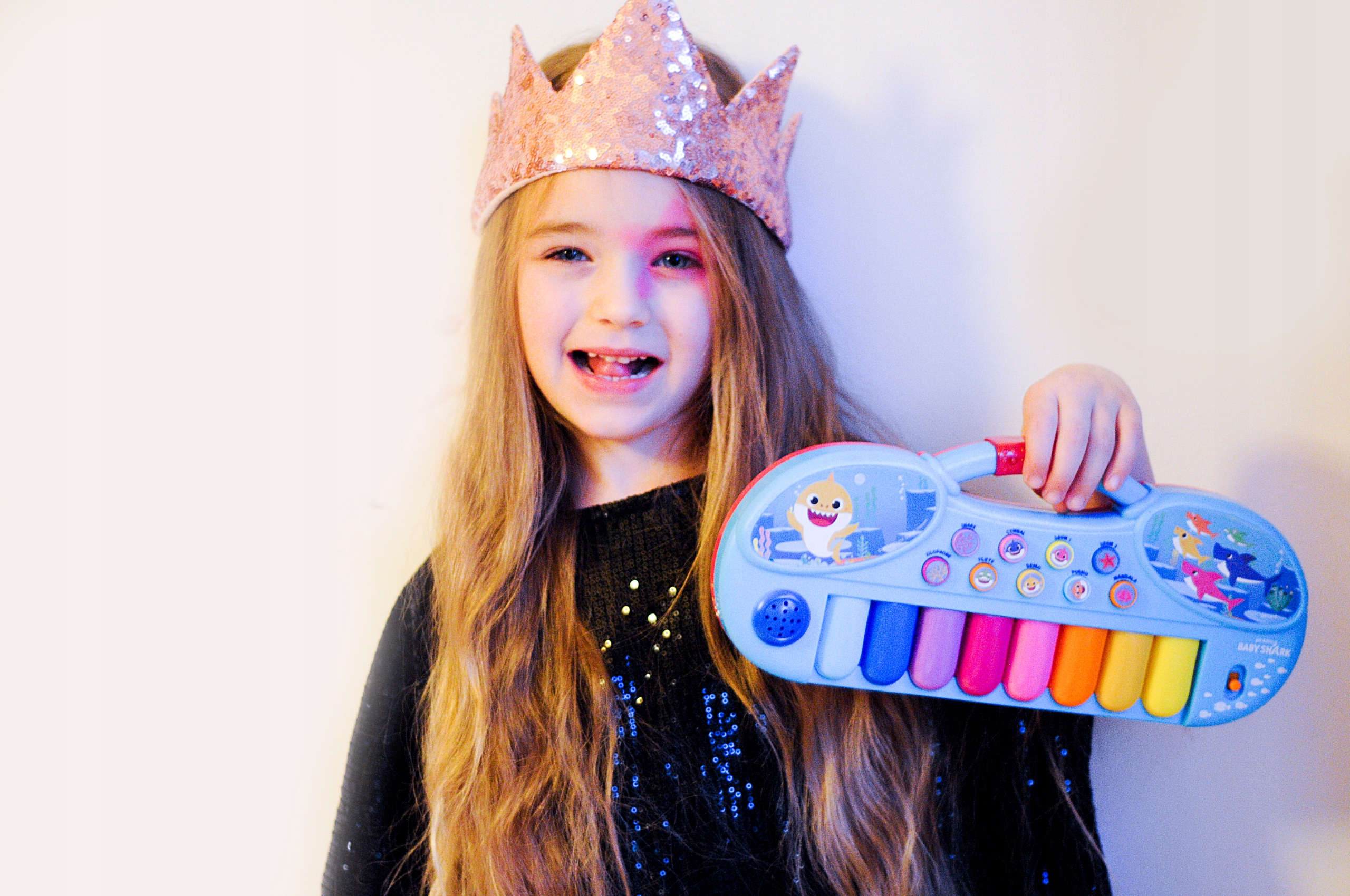 REIG Baby Shark Pianinko elektroniczne EAN (GTIN) 8411865026135