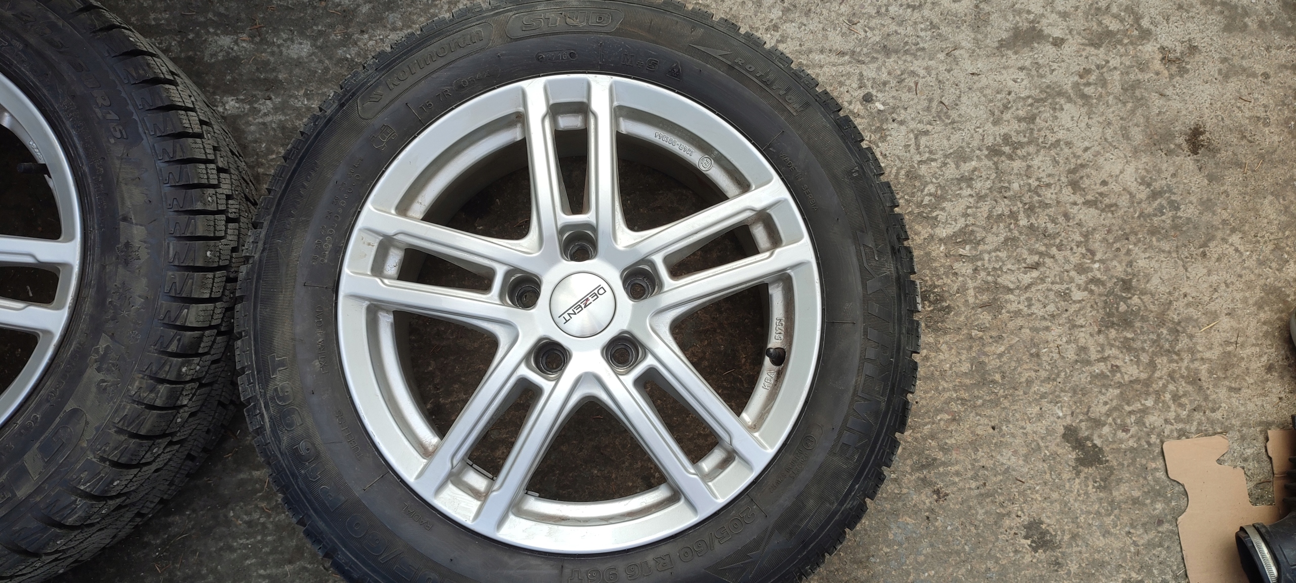 disc audi A4 B8 DEZENT 7JX16 ET35 5X112