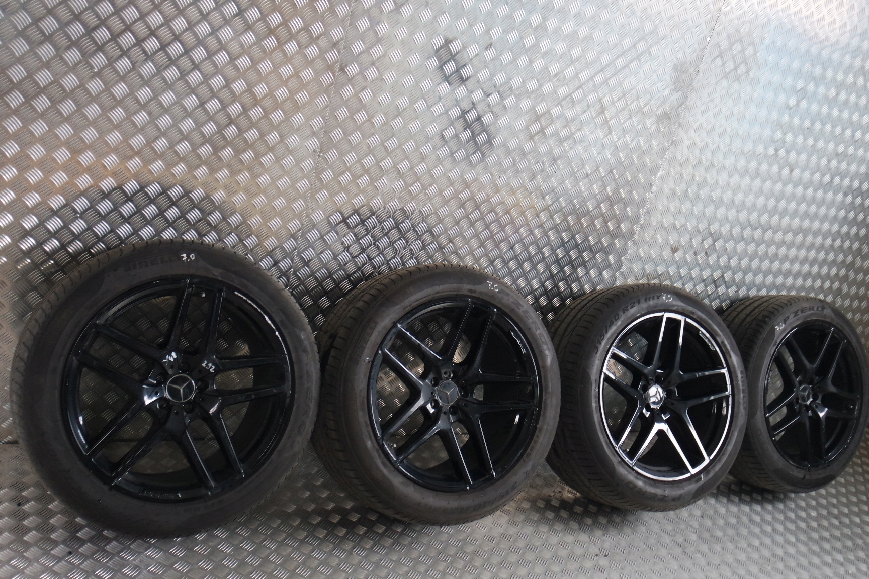 KOLA FELGI MERCEDES GLE 292 AMG 21' Y48 LATO