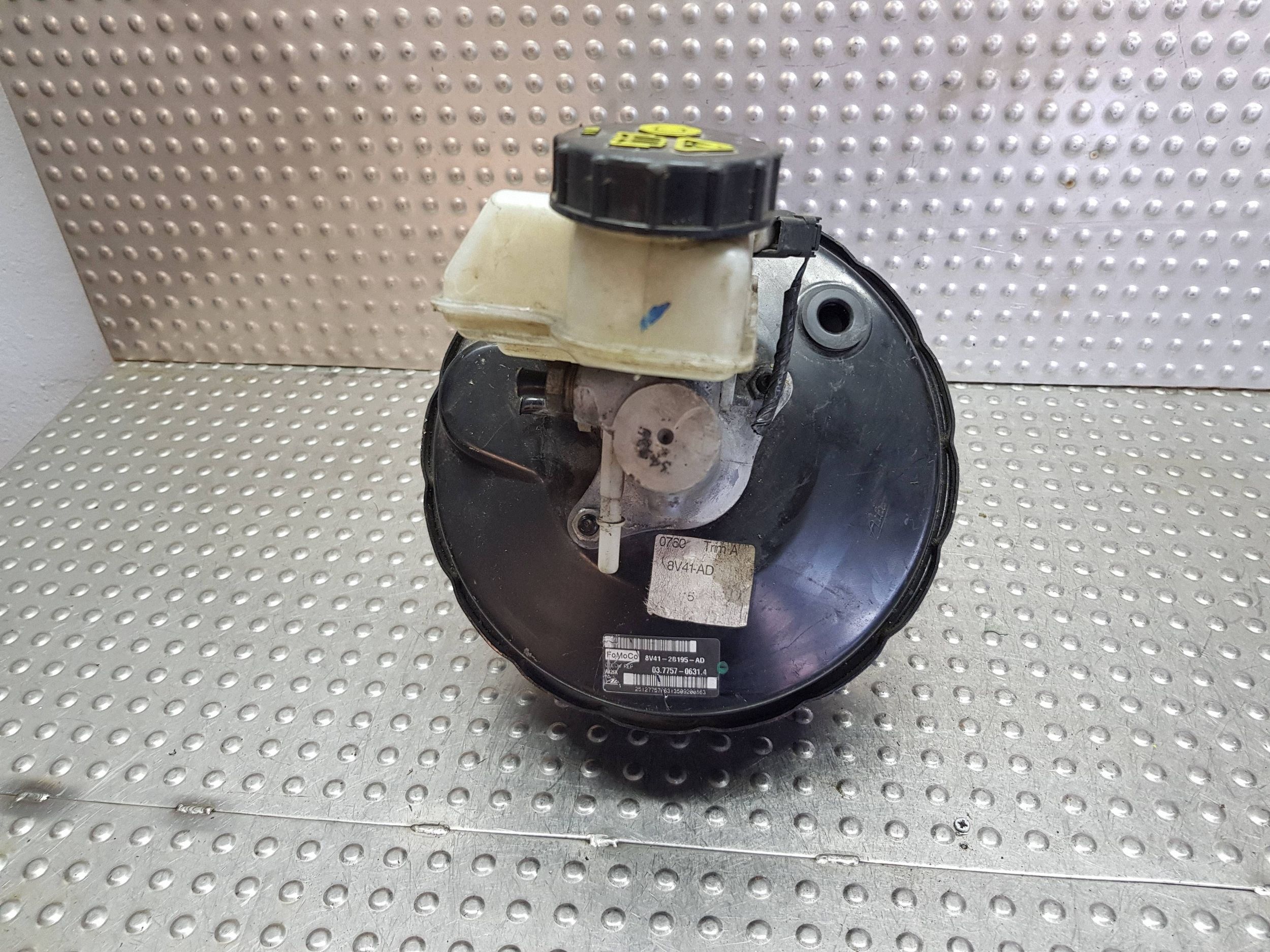 servo Servofreno 8V41-2B195-AD FORD KUGA MK1