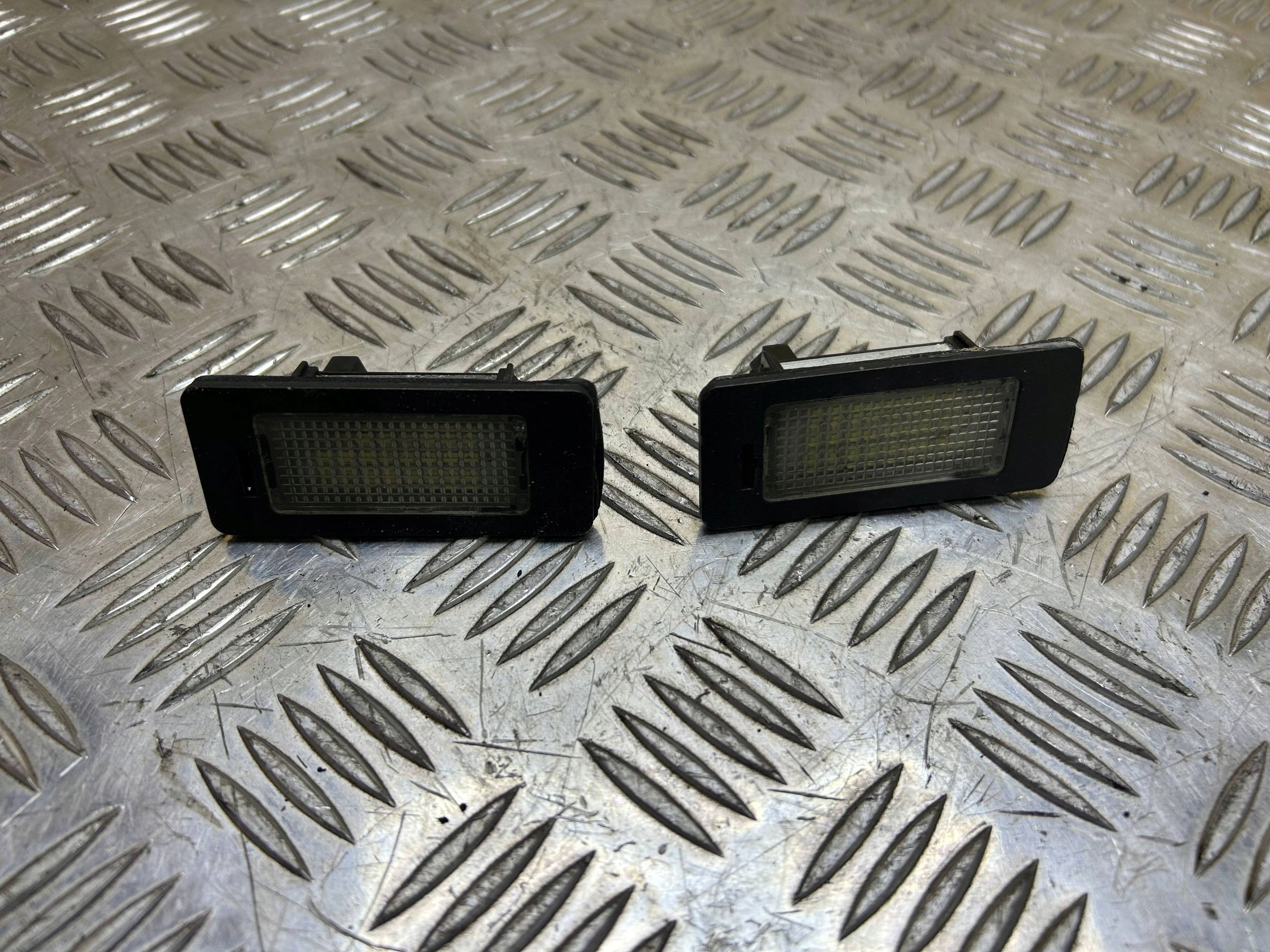 diodes signs rejestracyjnej BMW 5 E60 E61 2005