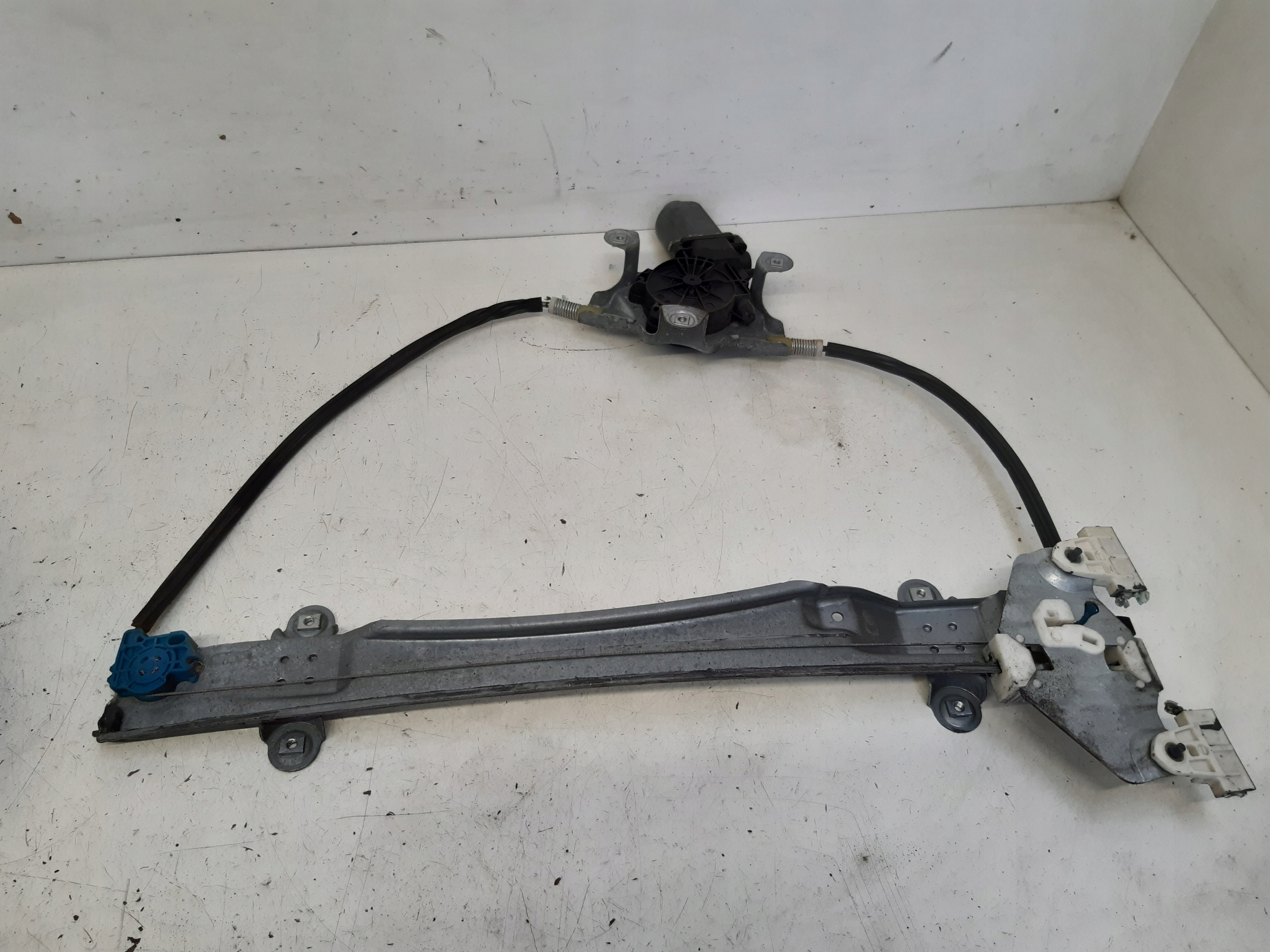 window regulator left front 119358ARM Renault Twingo II