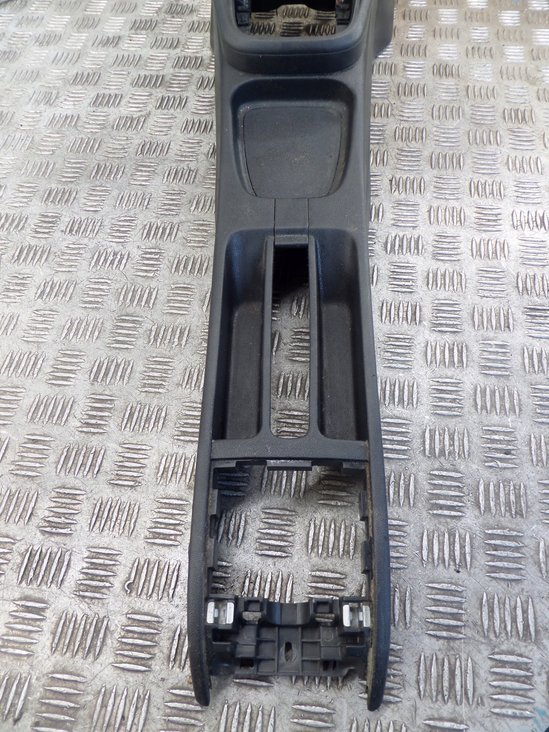 TUNEL mitte Konsole POLO 6R/C 6R0863243F