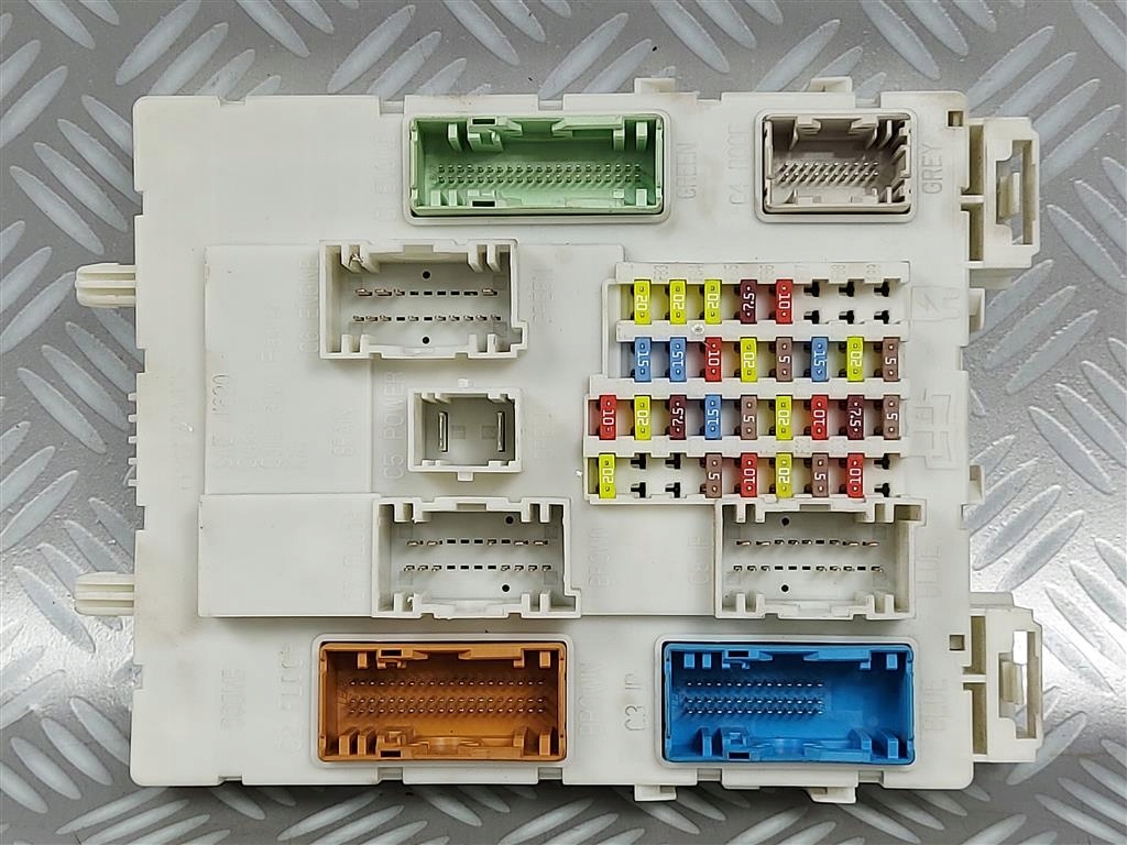 BSI Moduł Ford Focus MK3 2,0 TDCI 10-15 SKRZYNKA BEZPIECZNIKÓW FORD C-MAX