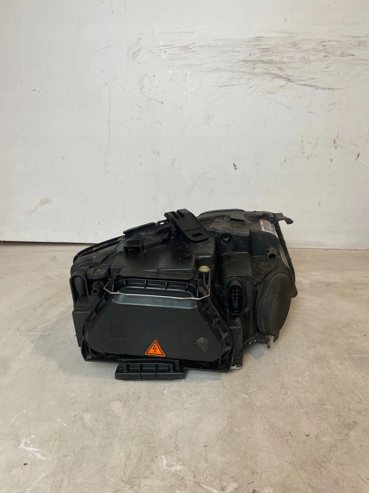 light front front left Audi A5 8T Xenon UK