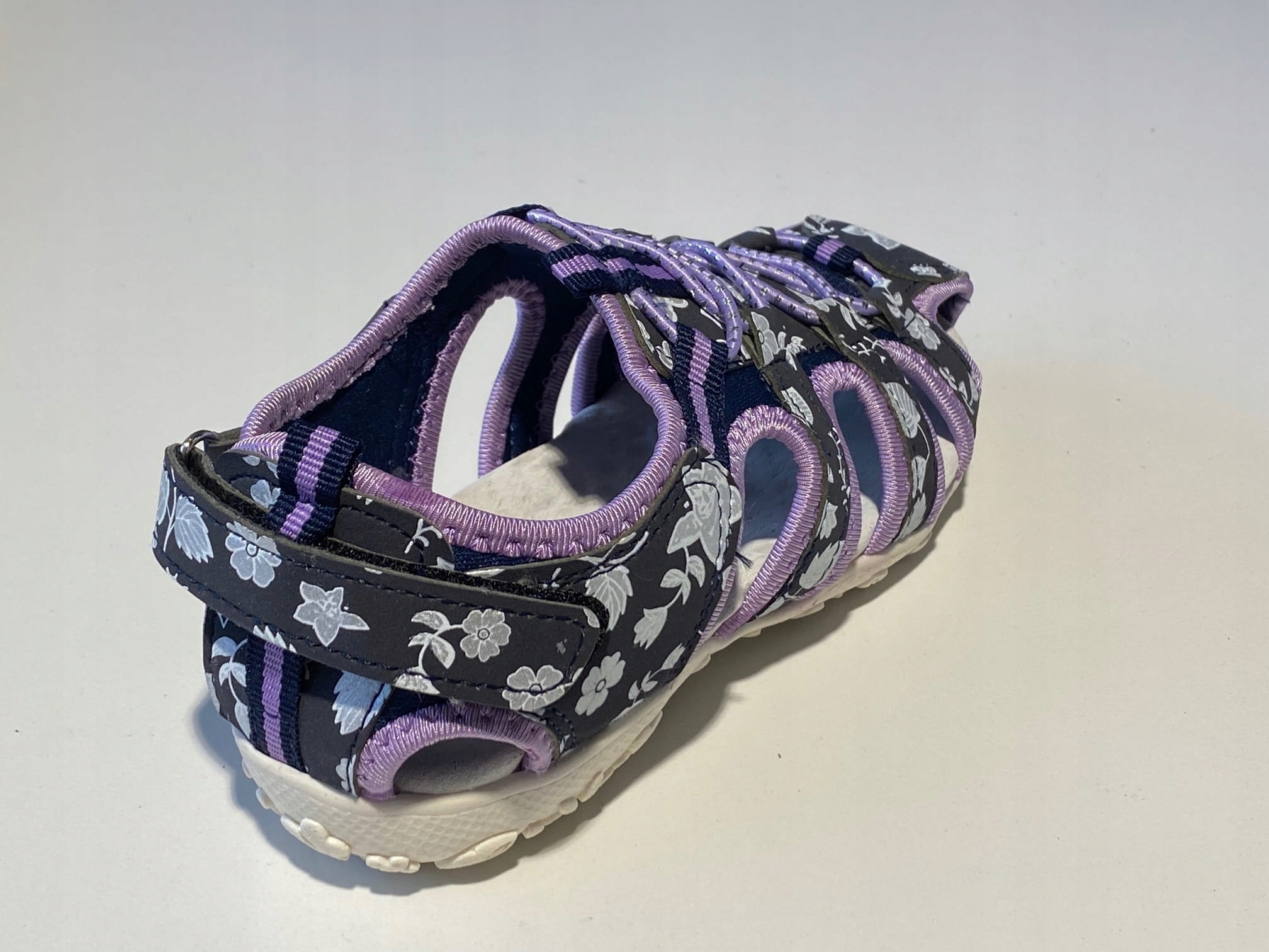 SANDAŁY DZIECIĘCE DLA DZIEWCZYNKI FIOLET GRANATr29 Bohater brak