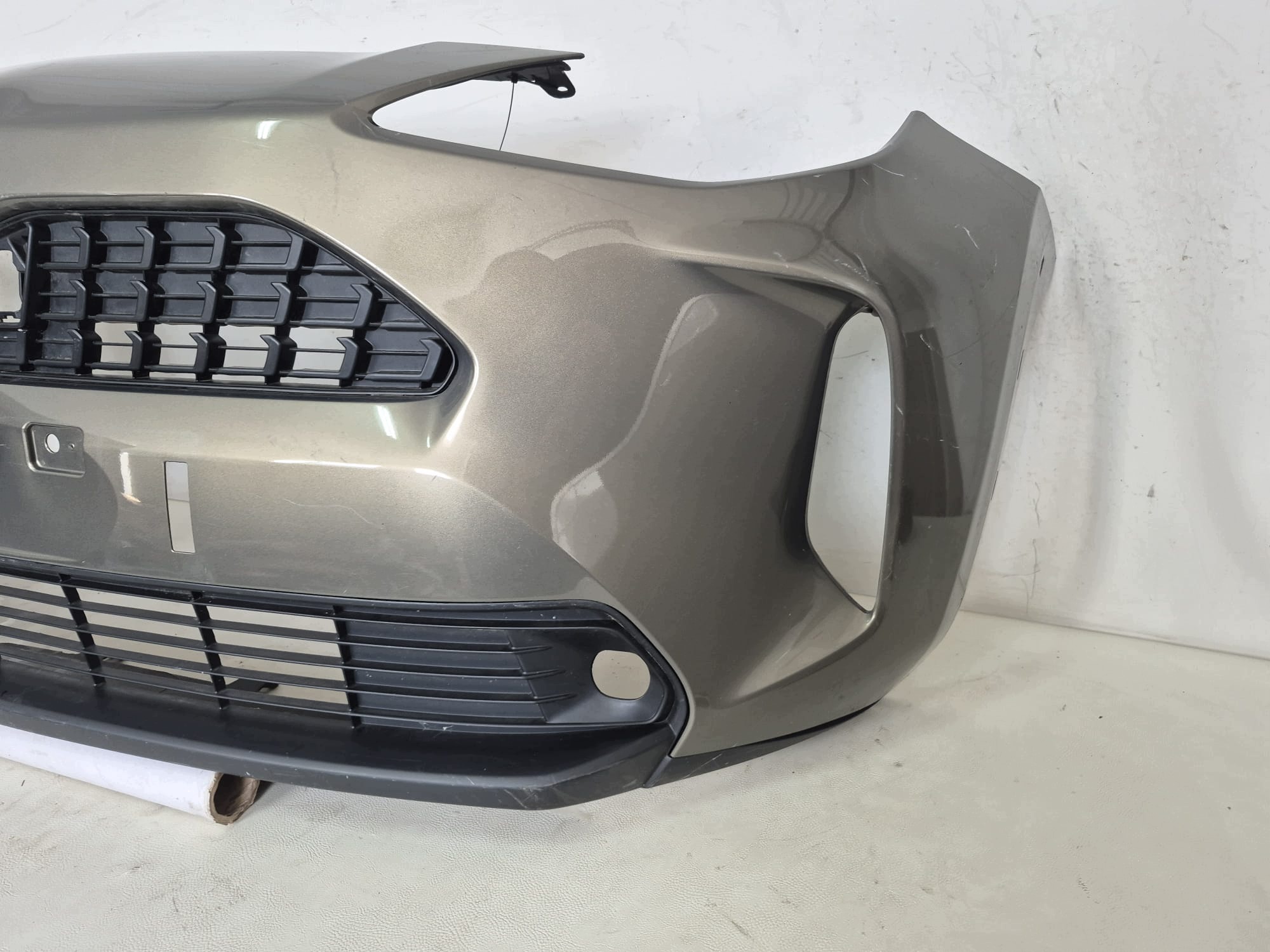 TOYOTA YARIS CROSS 20- bumper front front 52119-0DC20