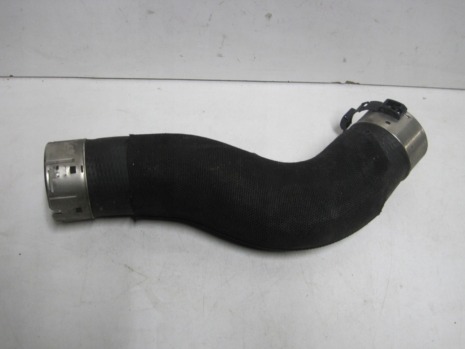 hose pipe BMW 8599392