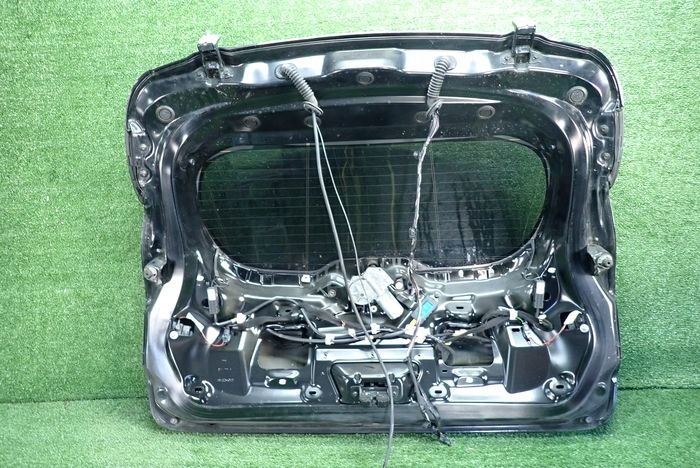 RENAULT CLIO IV boot doors rear part