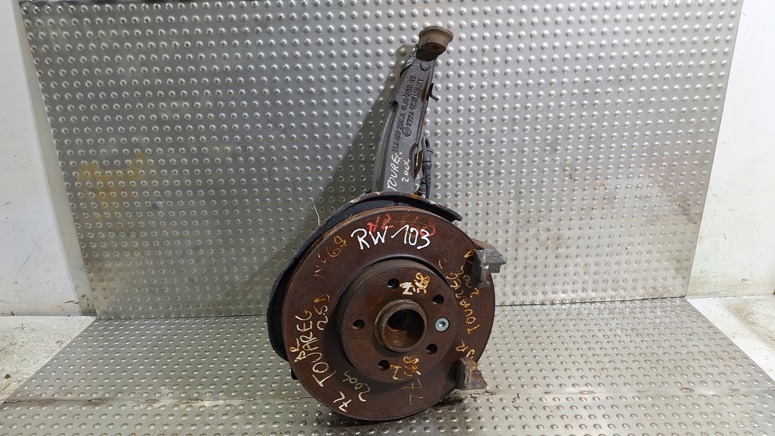 Mozzo FUSELLO perno mozzo Destro Anteriore 7L0407258A AUDI Q7 4L TOUAREG e CAYENNE e