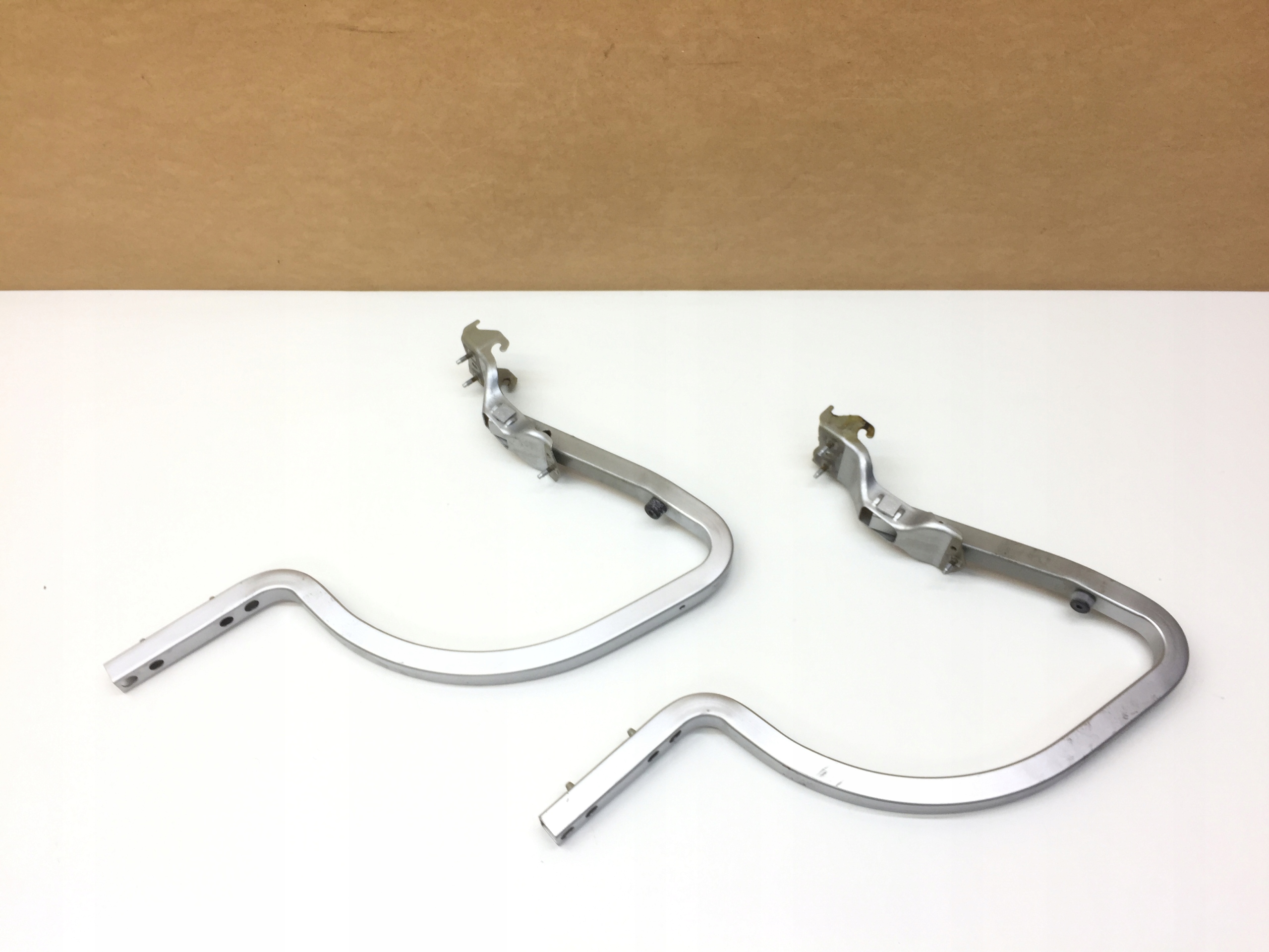 C-ELYSEE C ELYSEE ПЕТЛЯ ПЕТЛИ БАГАЖНИКА