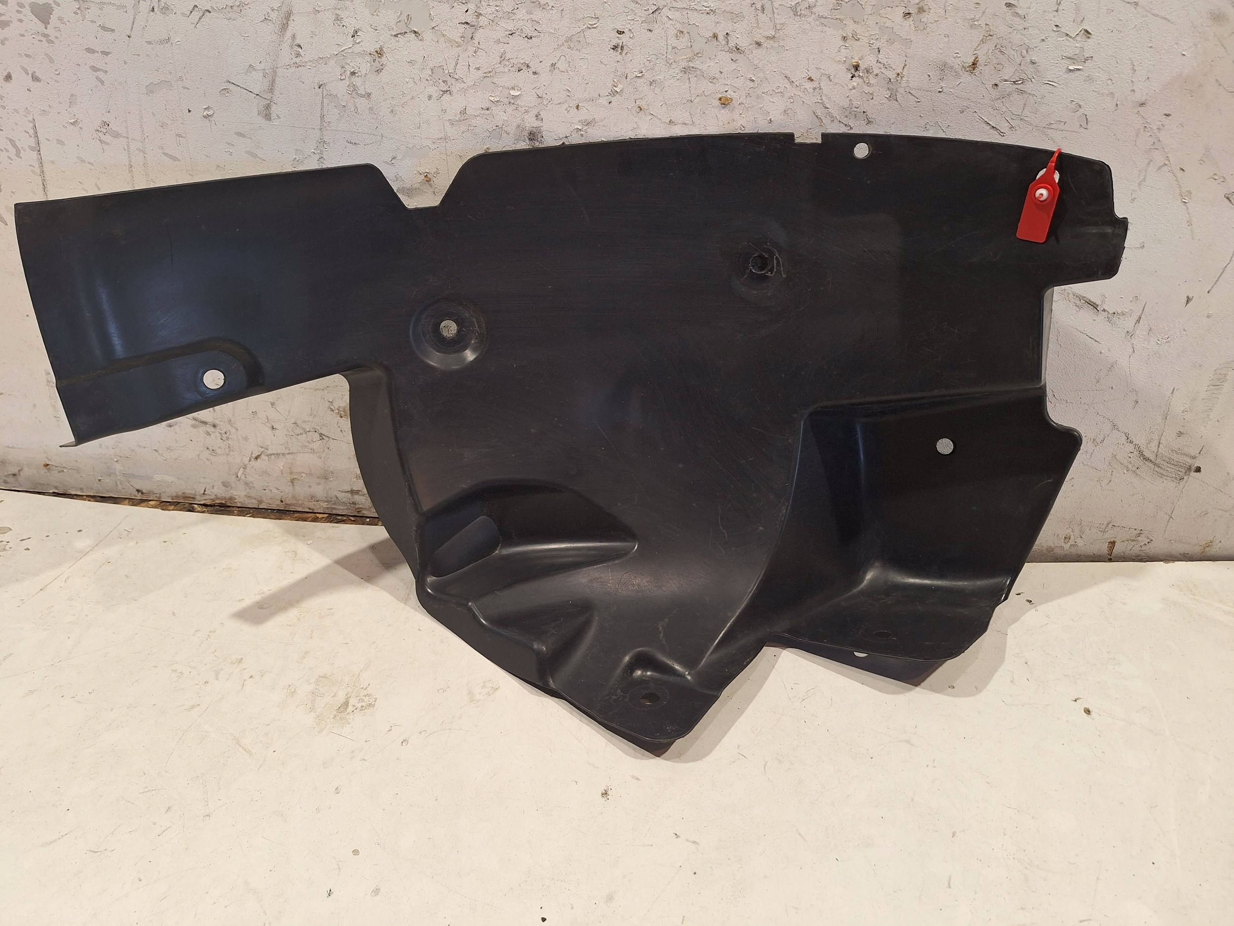mudguard front left 638436894R RENAULT MASTER III 2019