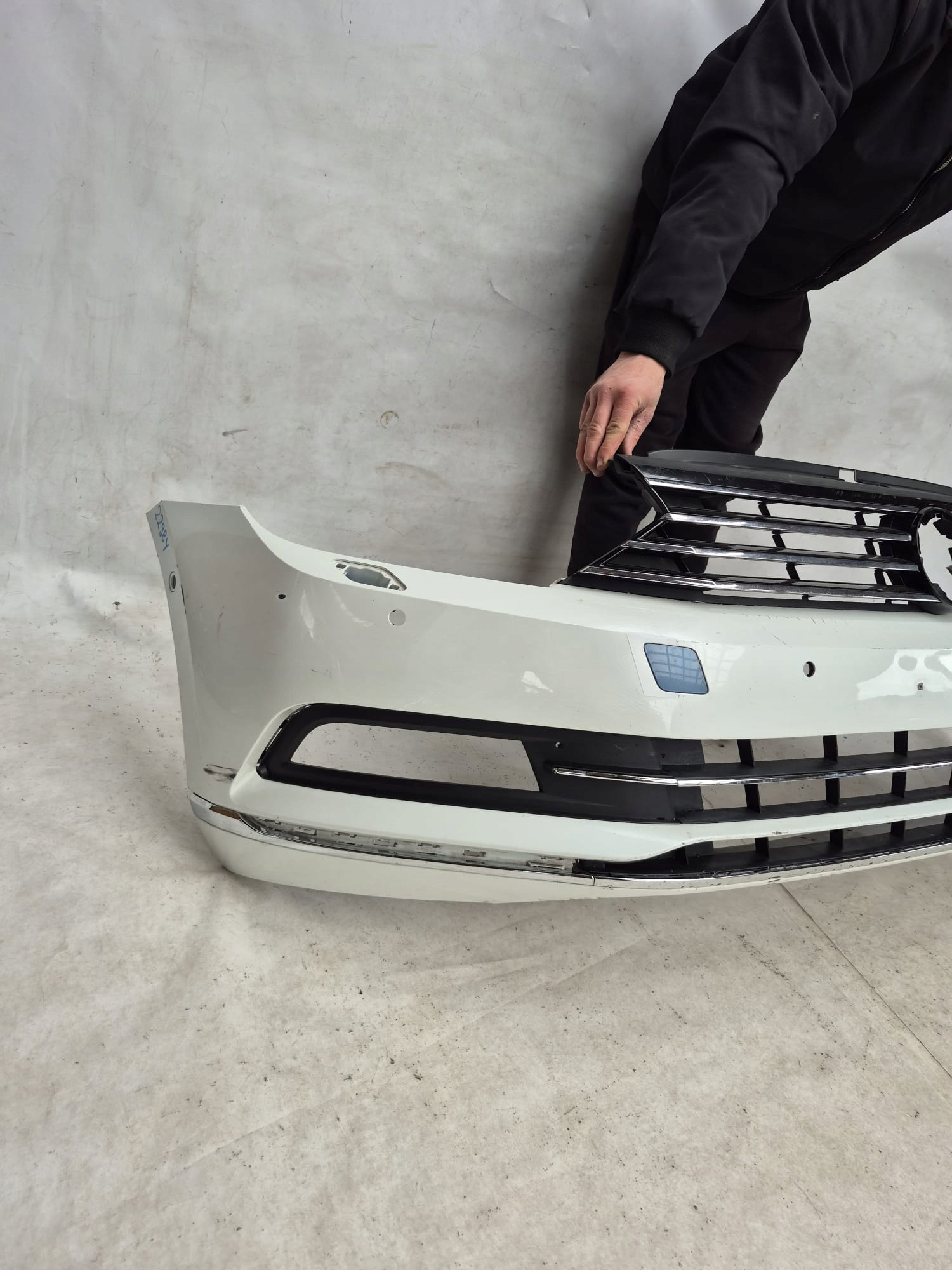 VW PASSAT B8 HIGHLINE 14-19 bumper front front SPR 6XPDC 3G0807221A