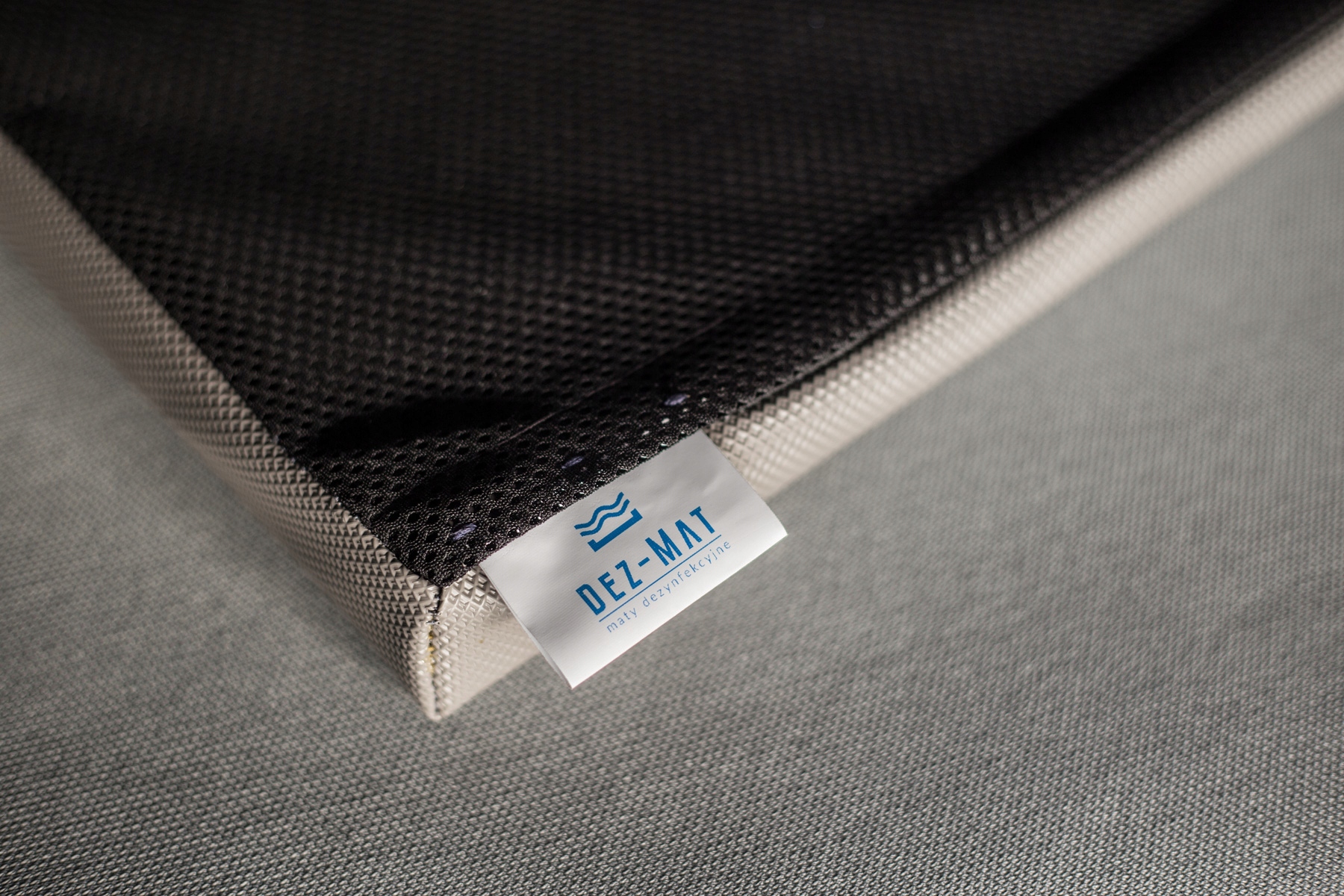 MATA DEZYNFEKCYJNA WEJŚCIOWA KOMPLETNA 100x100x4cm Marka inny